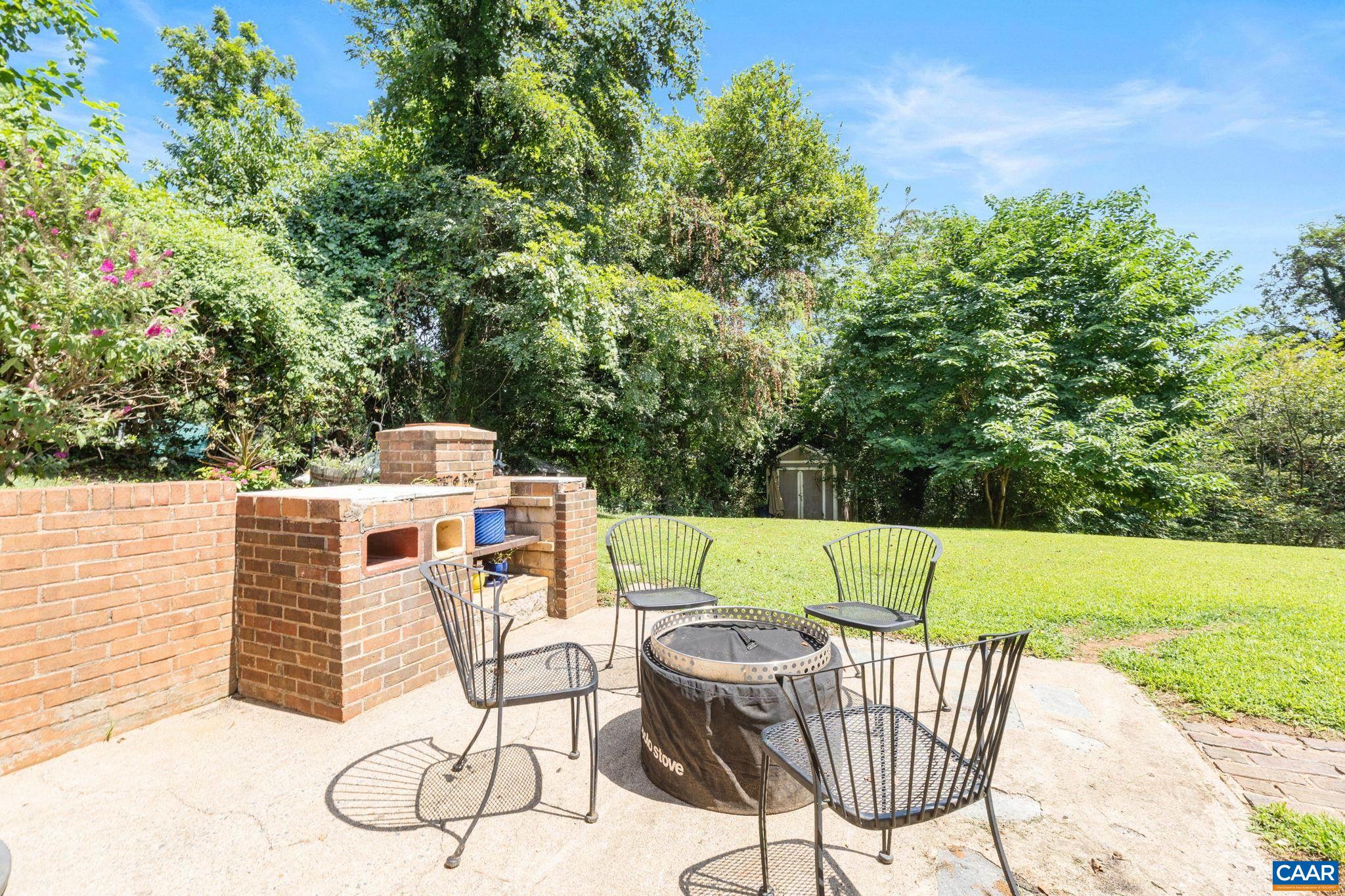 219 HARTMANS MILL RD