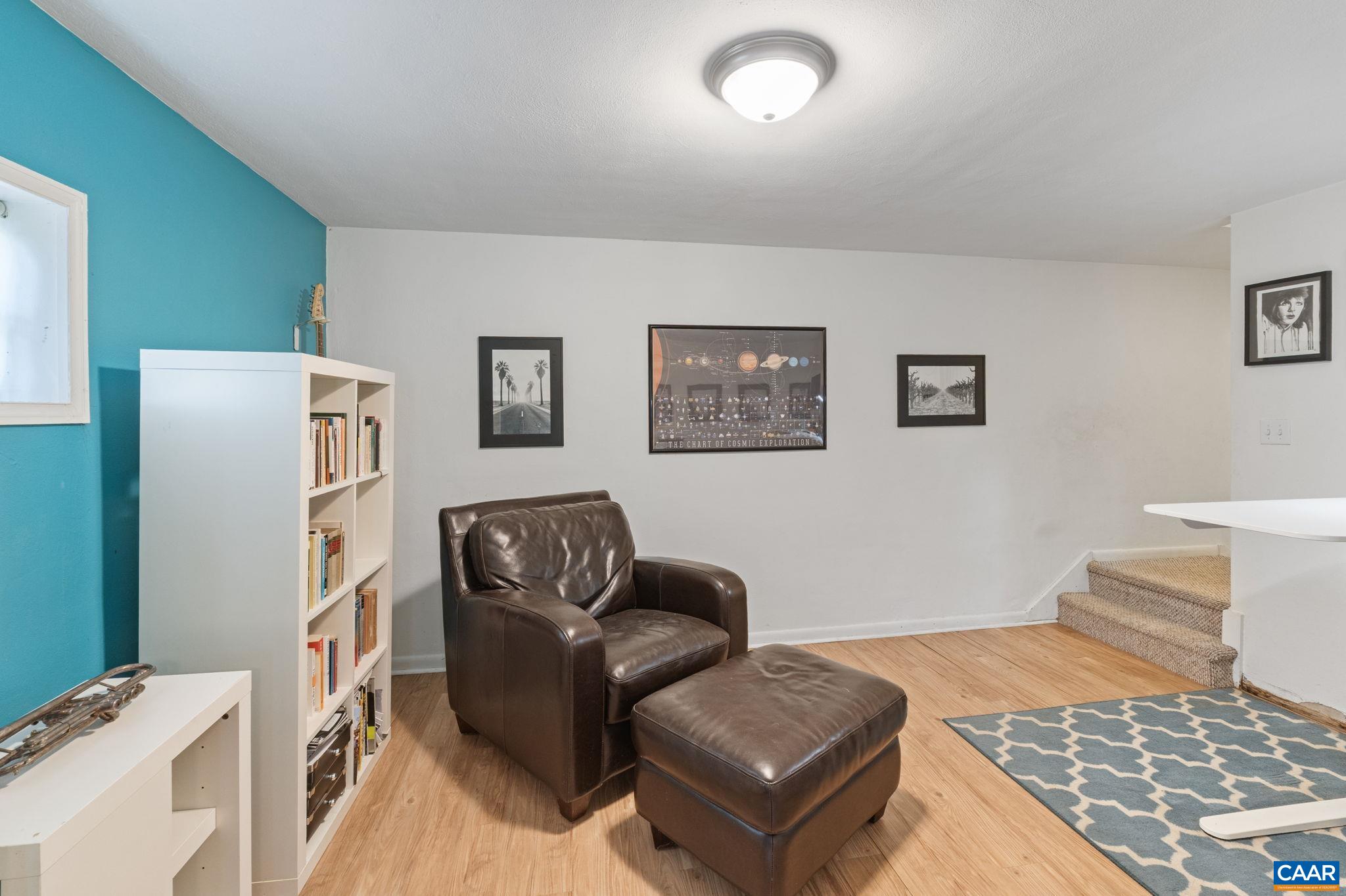 219 HARTMANS MILL RD