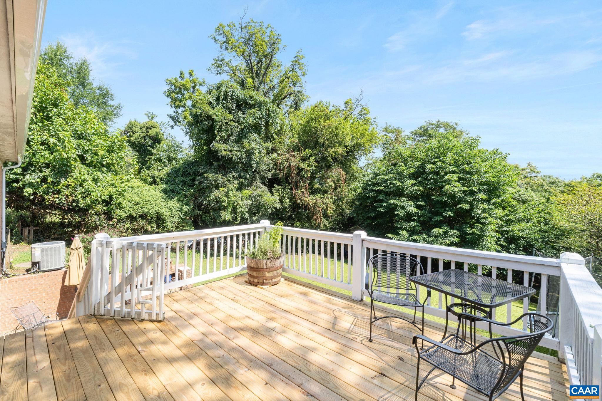 219 HARTMANS MILL RD