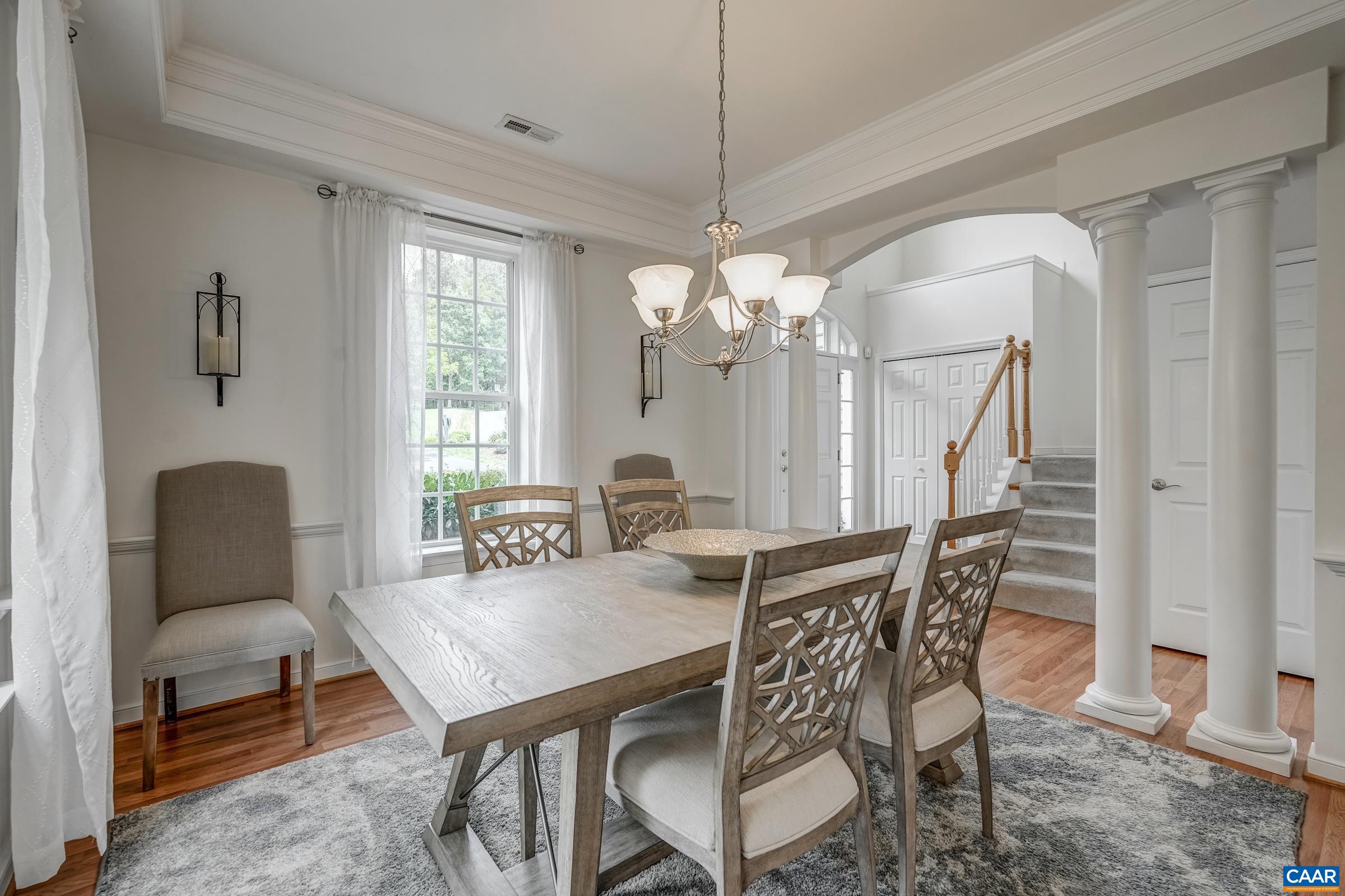 1736 MATTOX CT