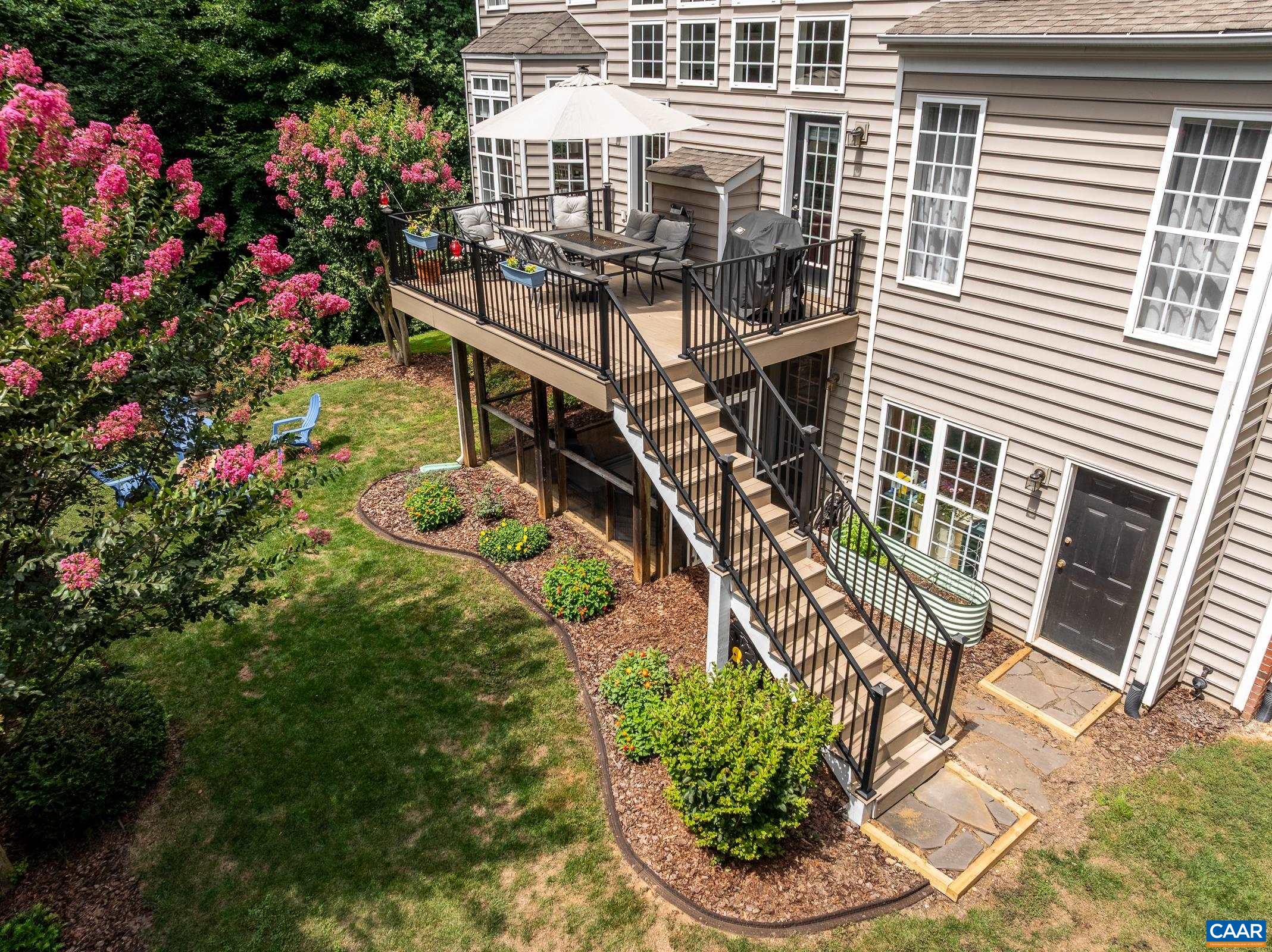 1736 MATTOX CT