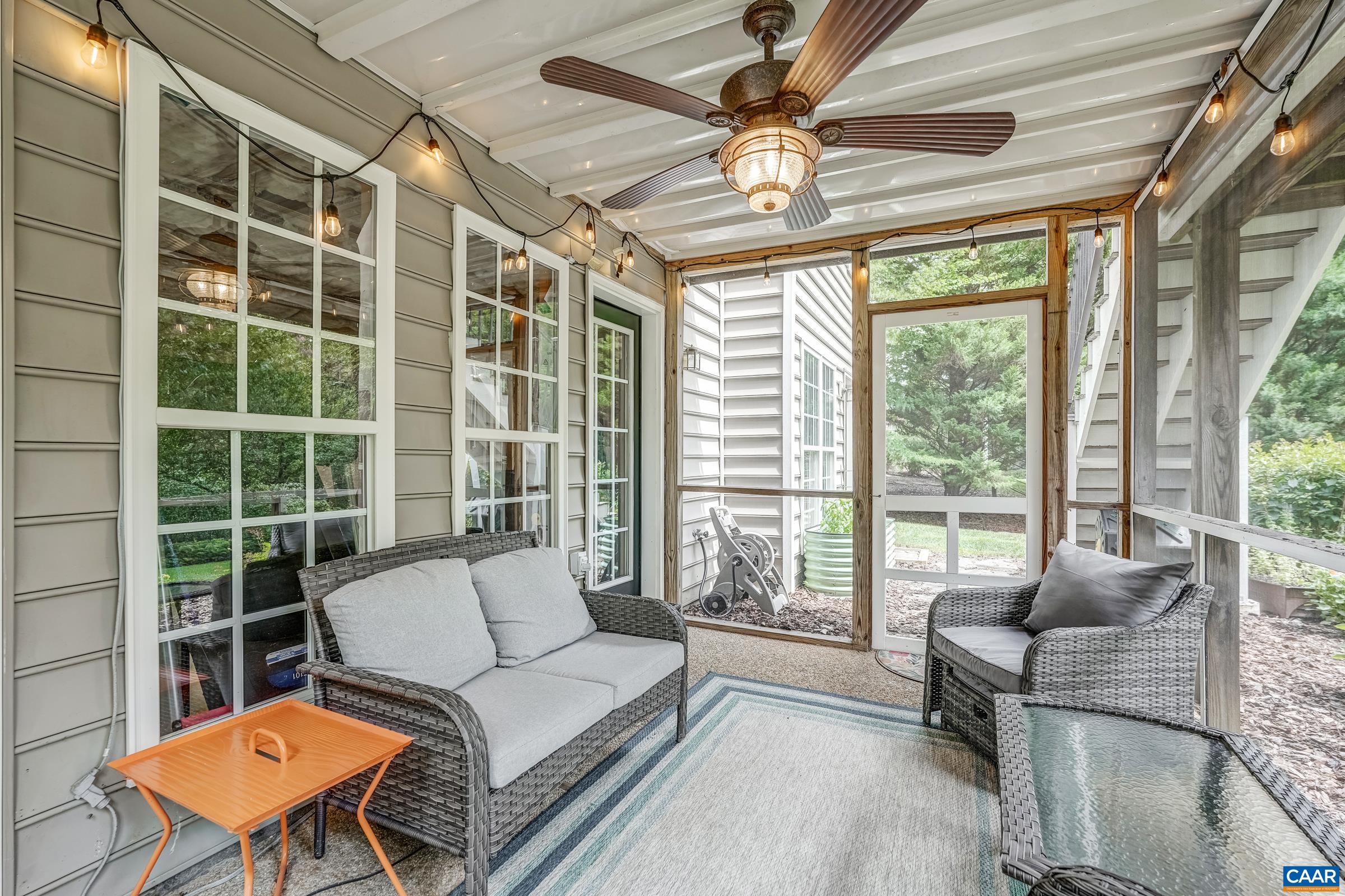 1736 MATTOX CT