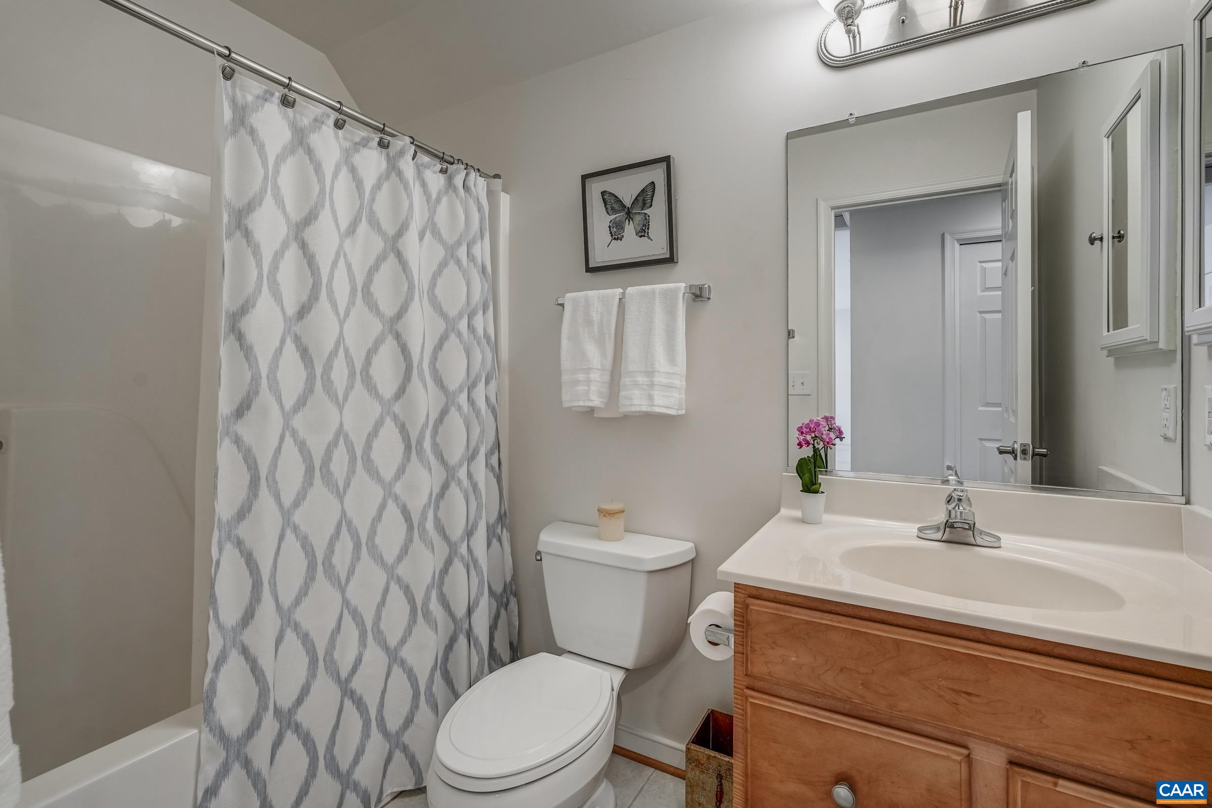 1736 MATTOX CT