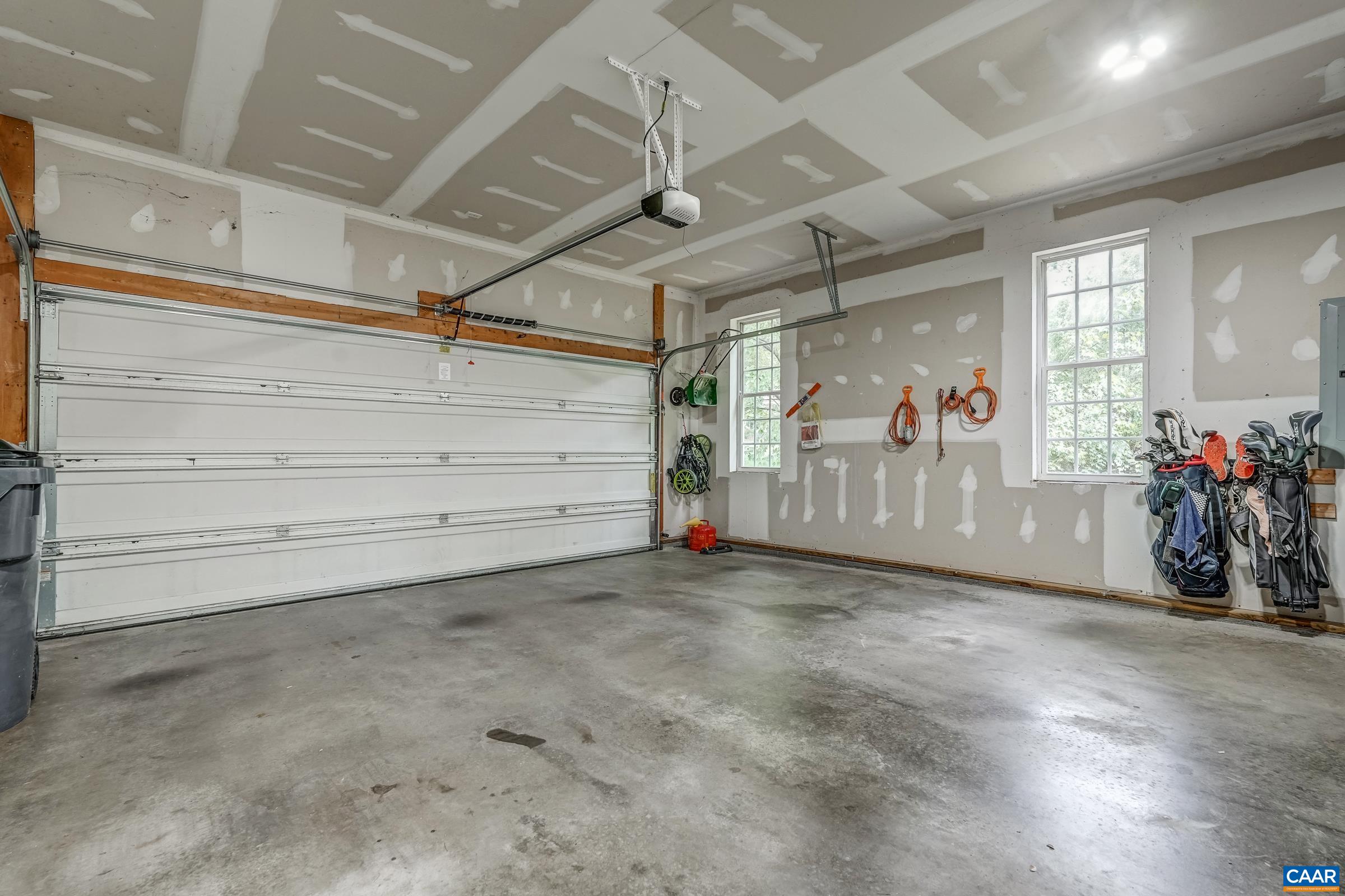 1736 MATTOX CT