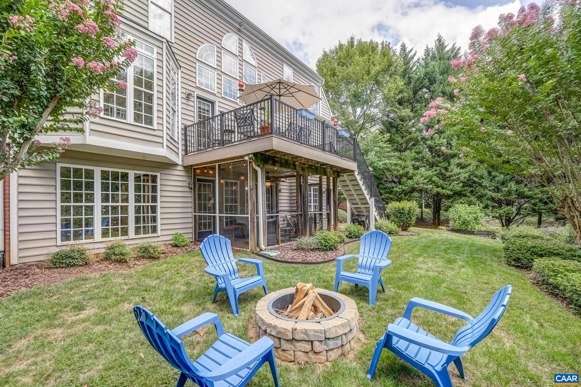 1736 MATTOX CT