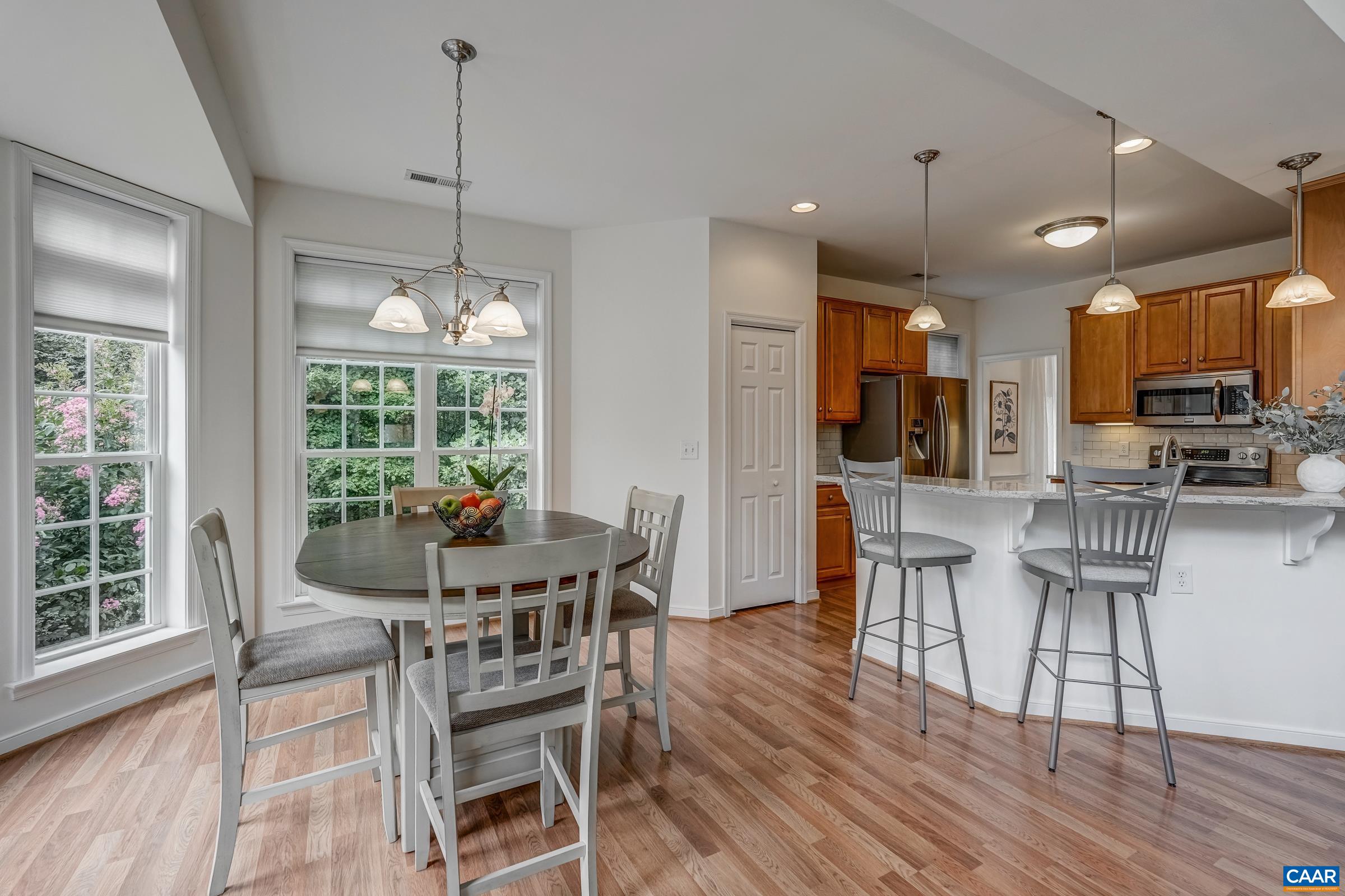 1736 MATTOX CT