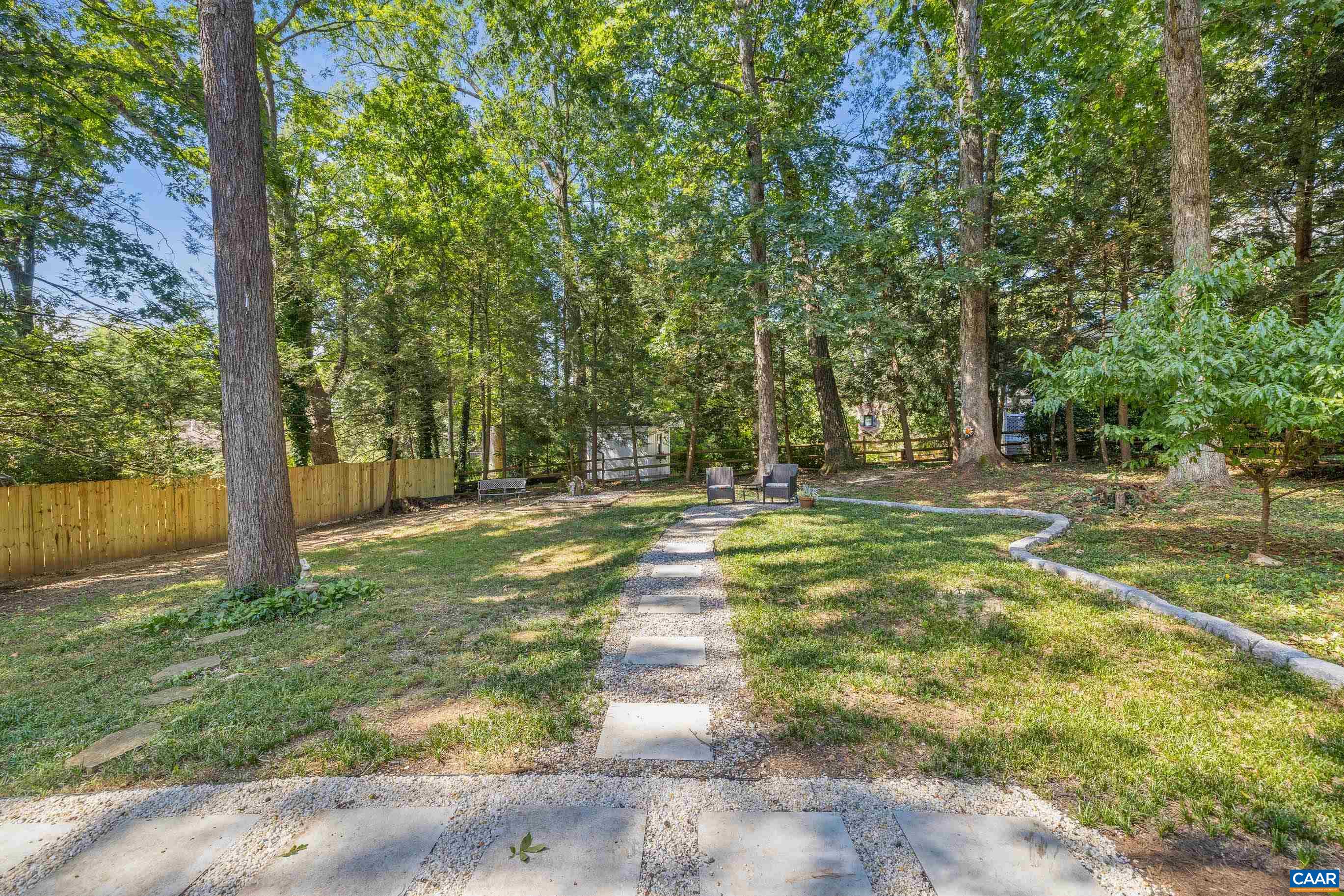 2405 ANGUS RD