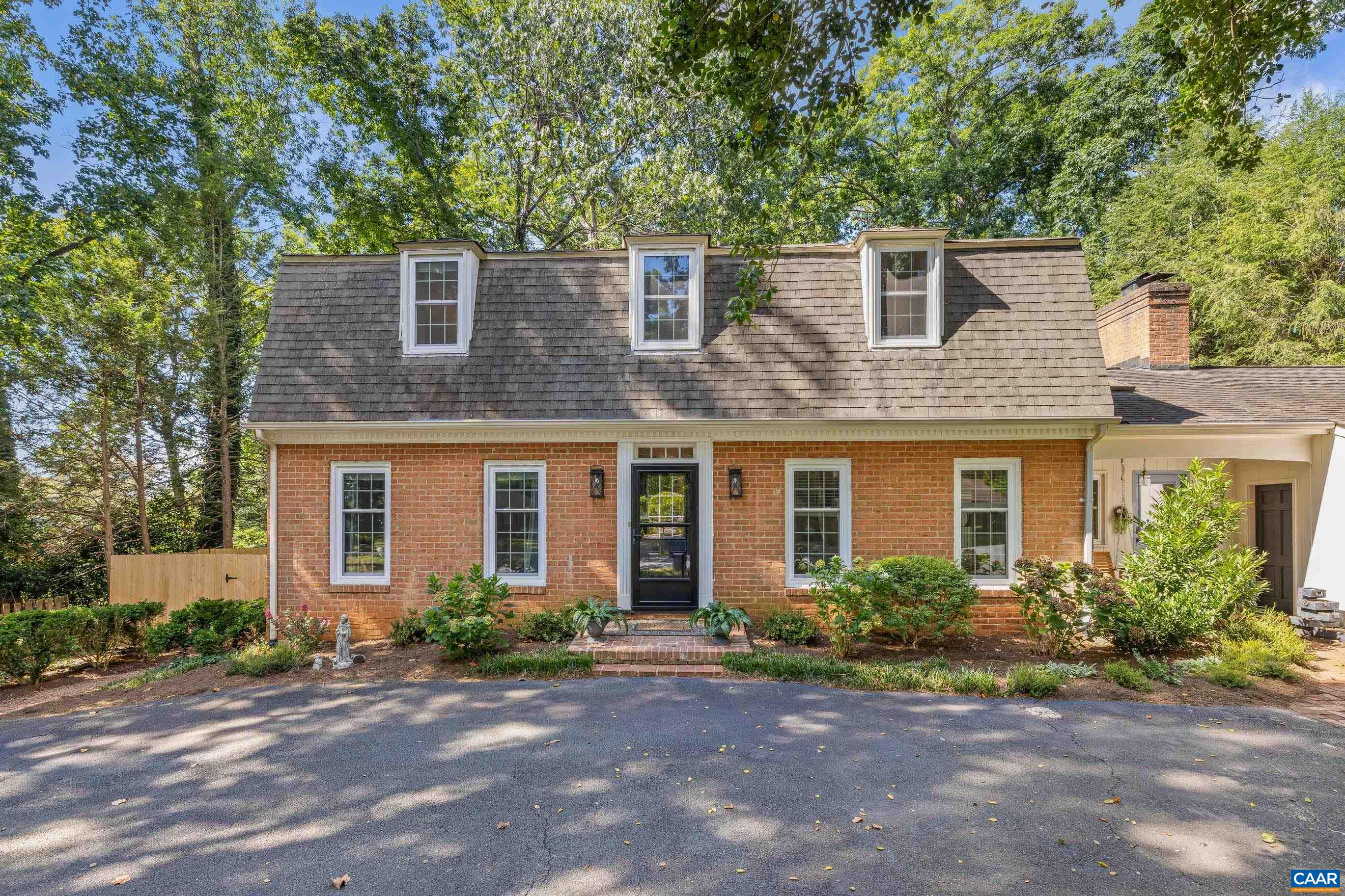2405 ANGUS RD