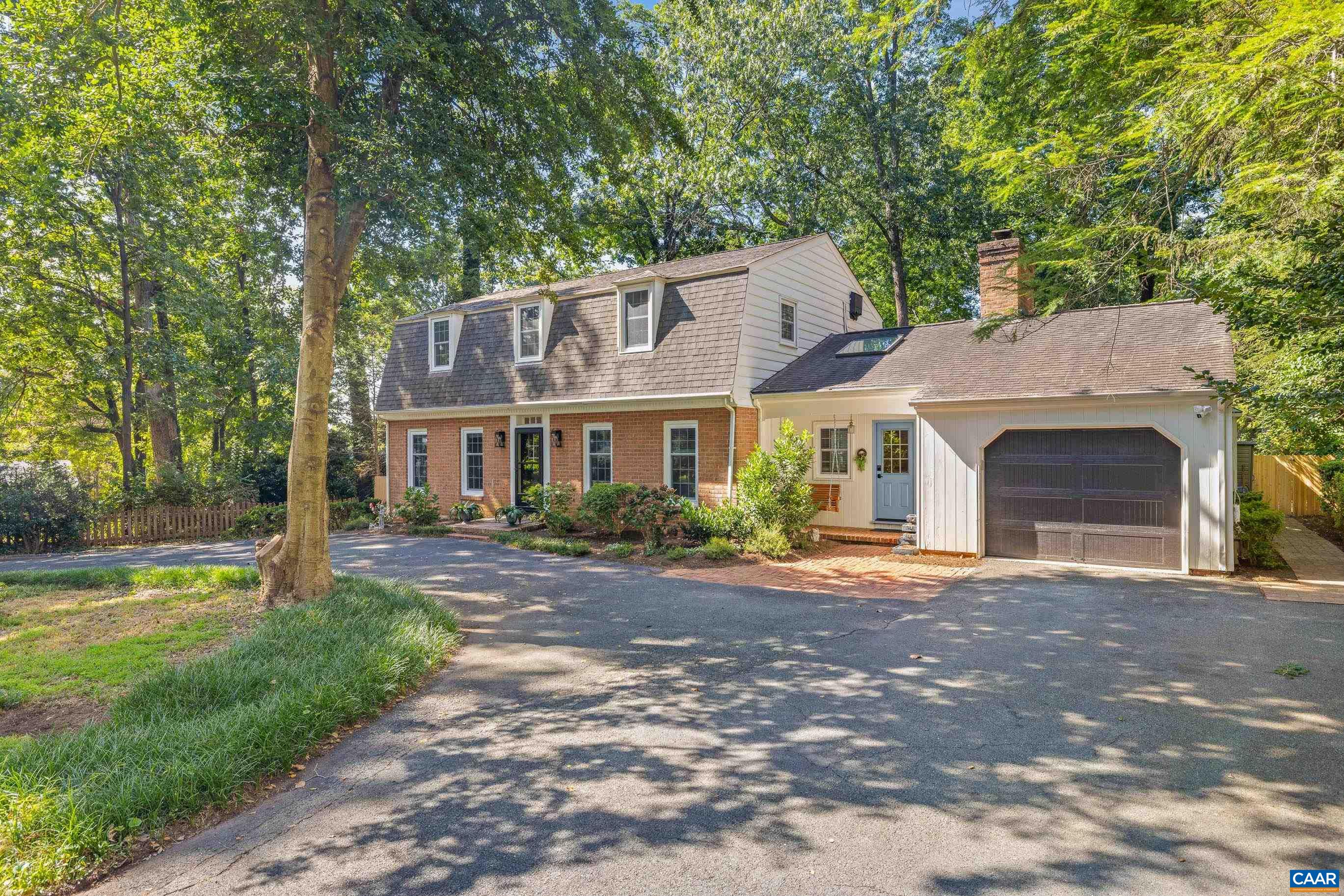 2405 ANGUS RD