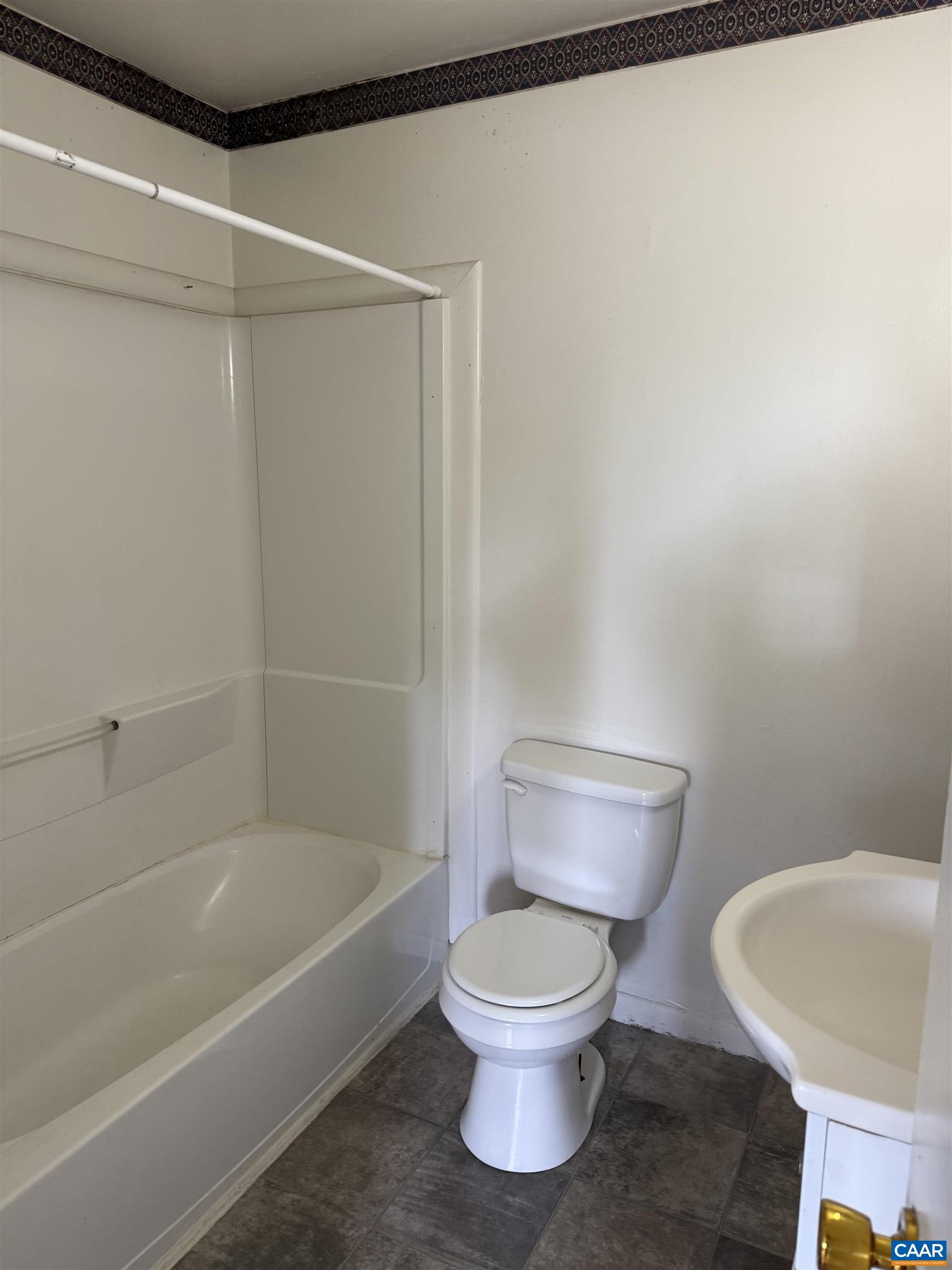 1215 WERTLAND ST Unit: a42