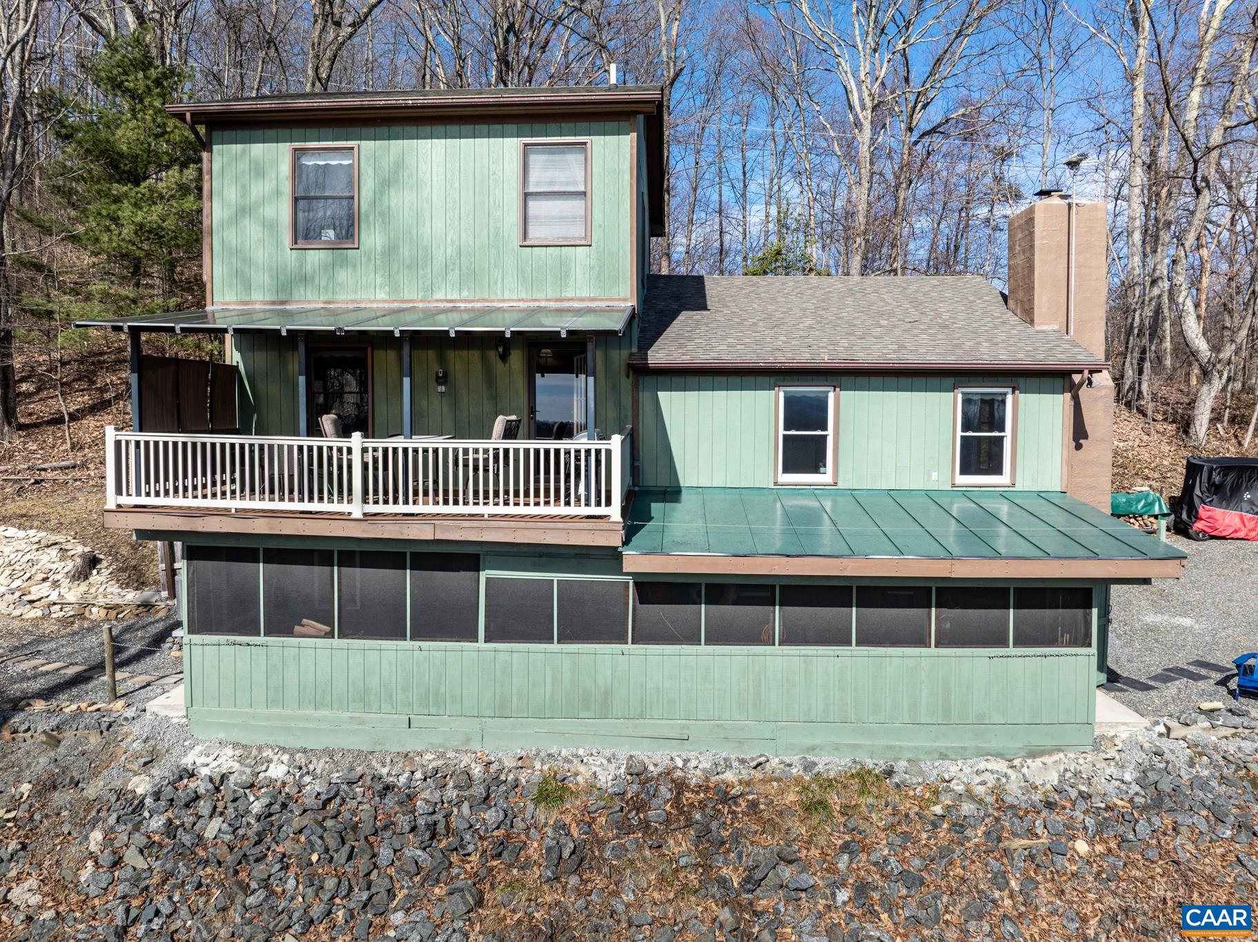 1022 TURKEY RIDGE RD