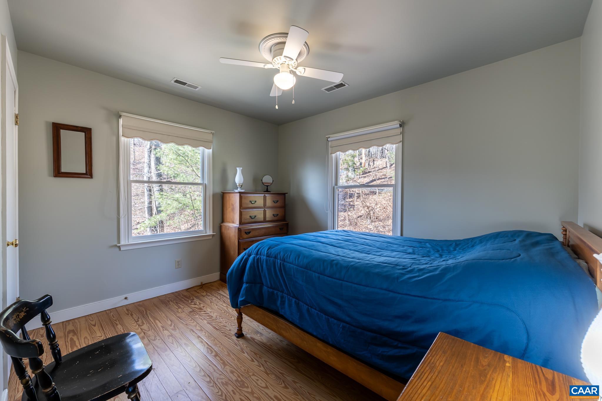 1022 TURKEY RIDGE RD