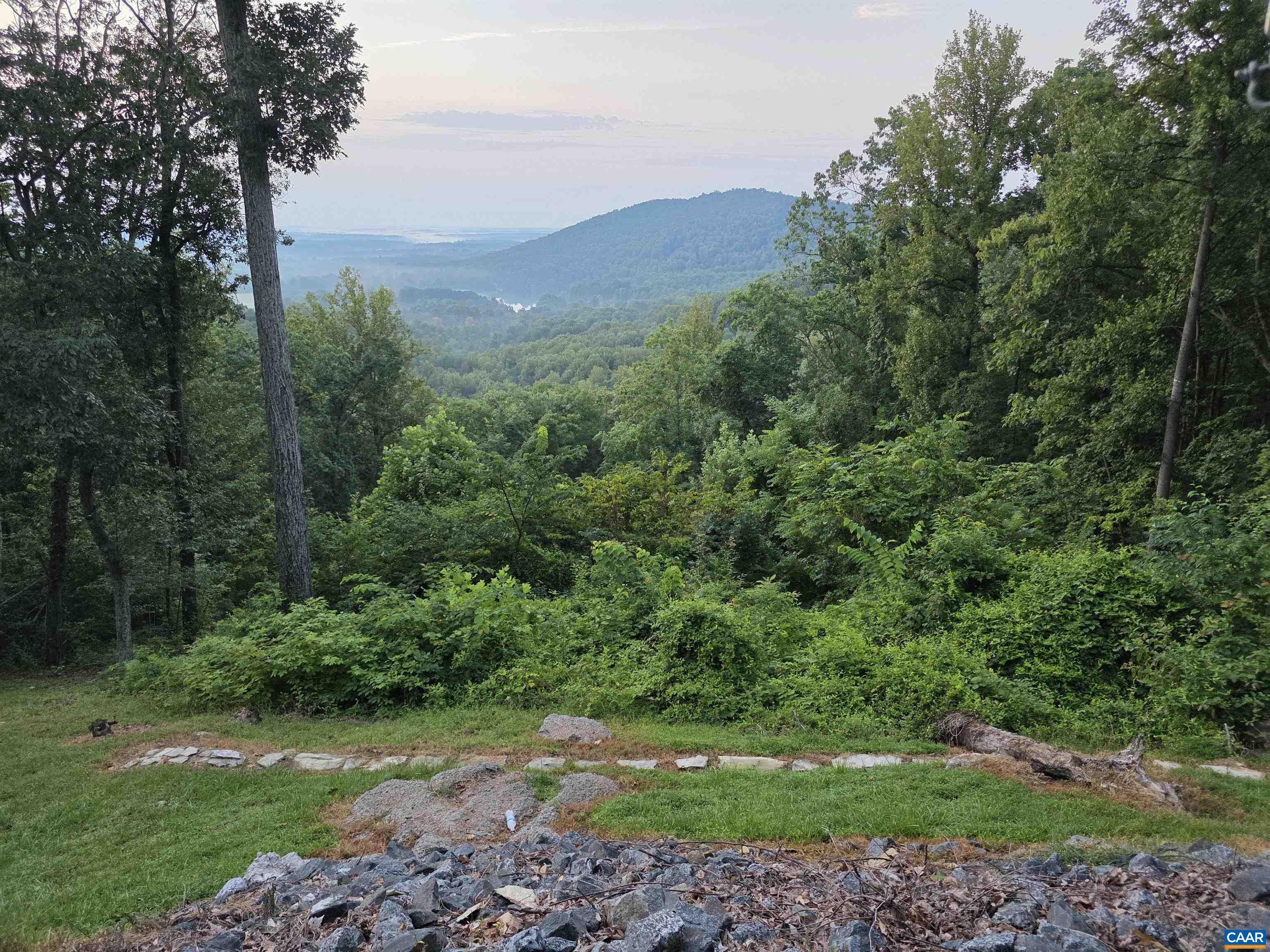 1022 TURKEY RIDGE RD