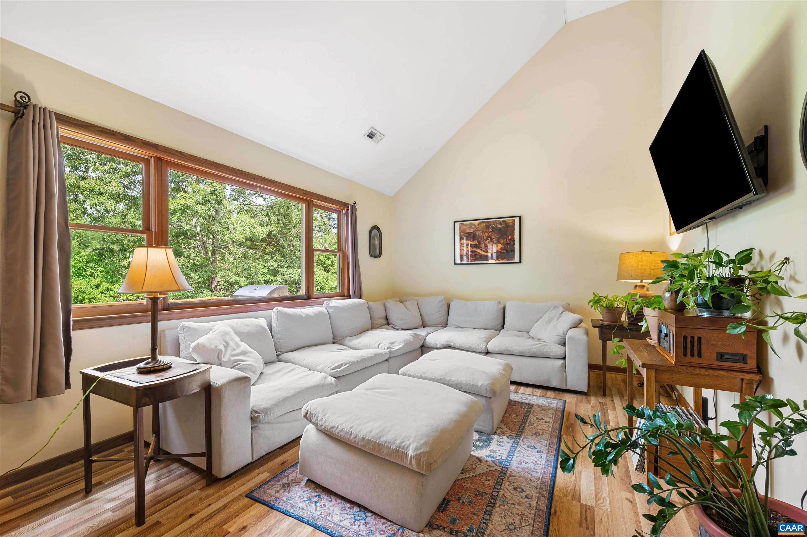 189 EDGEHILL WAY