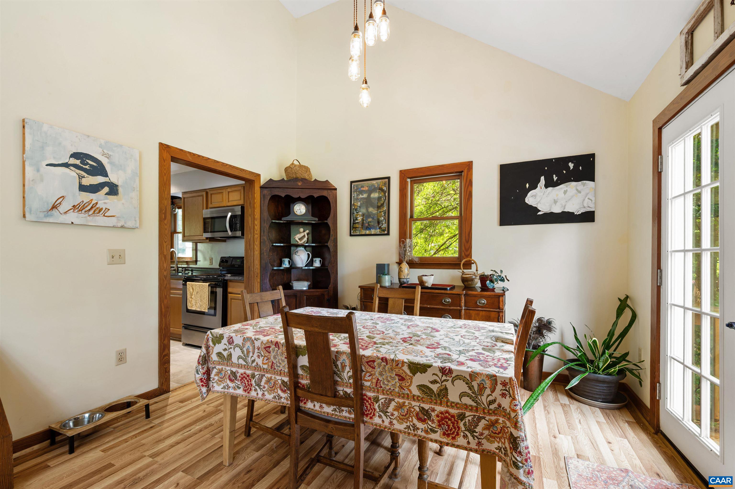 189 EDGEHILL WAY