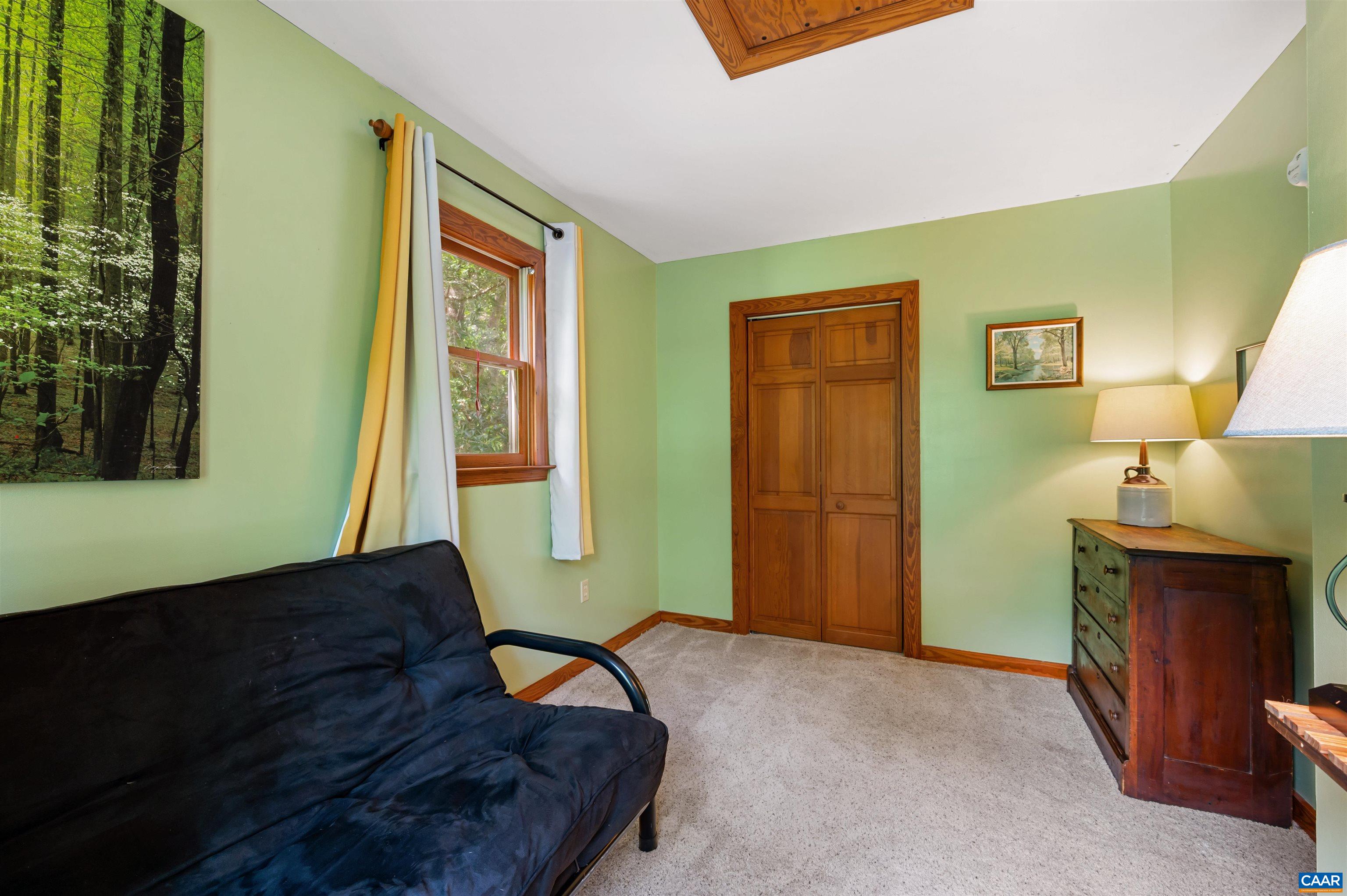 189 EDGEHILL WAY