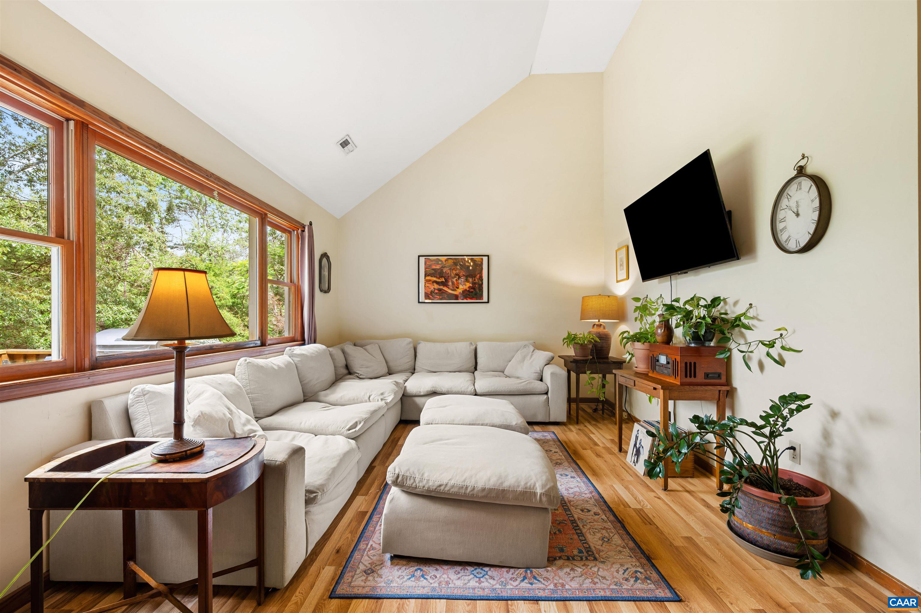 189 EDGEHILL WAY