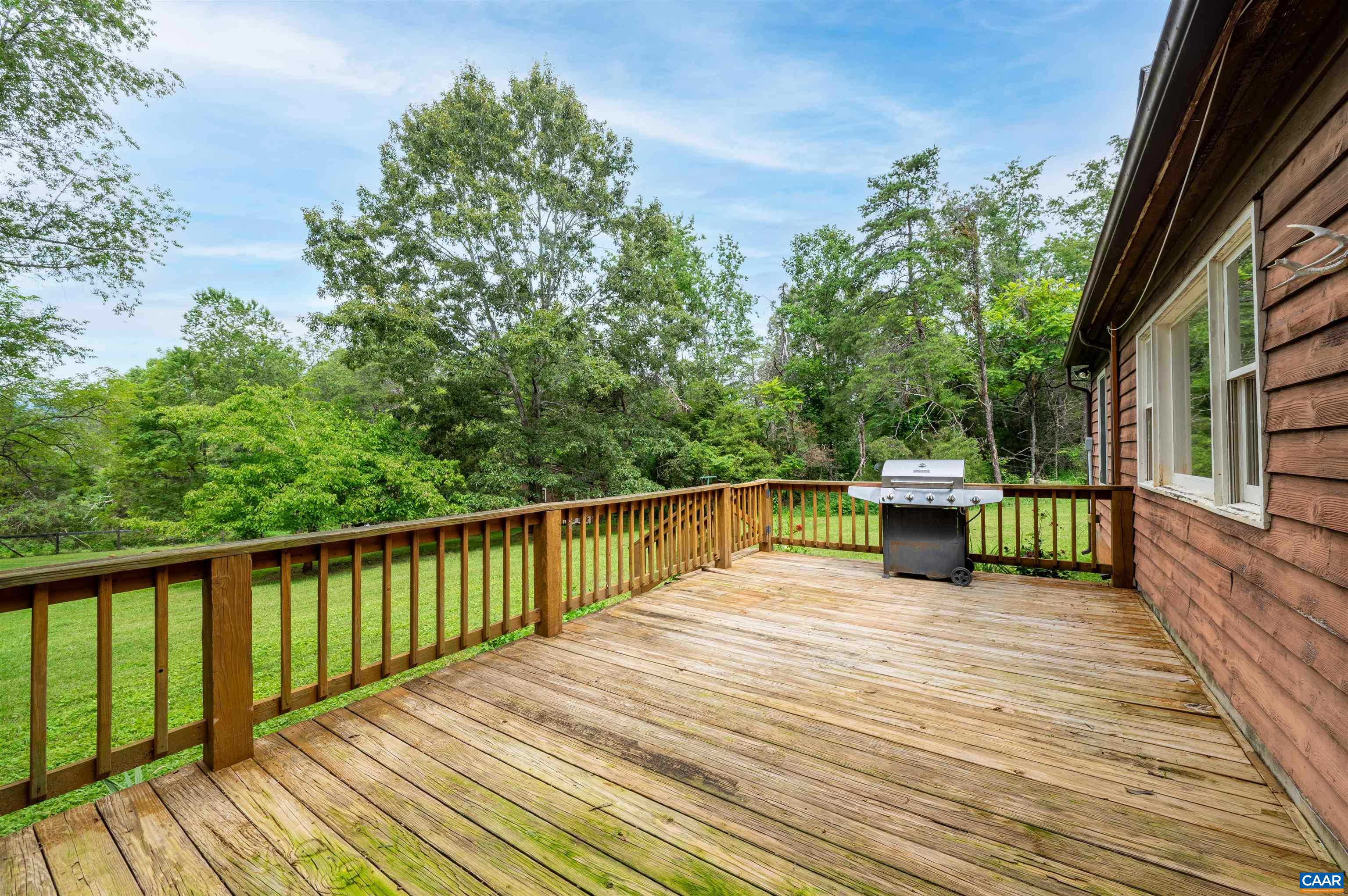 189 EDGEHILL WAY