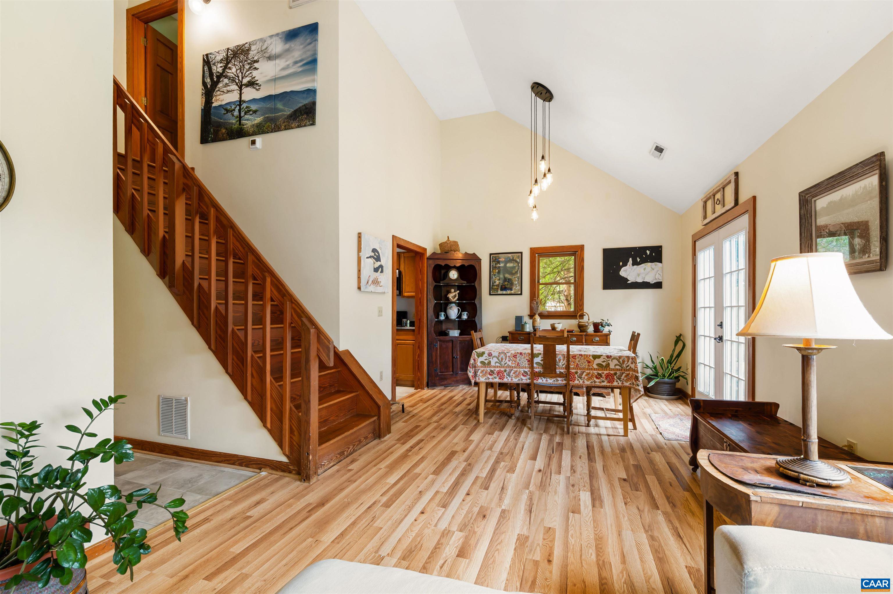 189 EDGEHILL WAY
