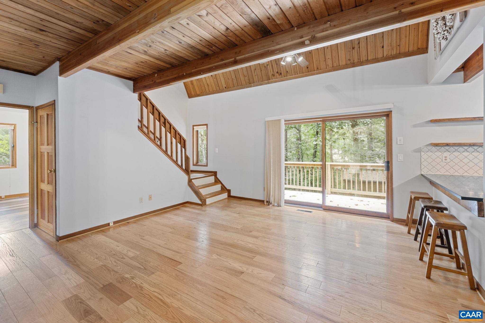 13 AXLE TREE RD