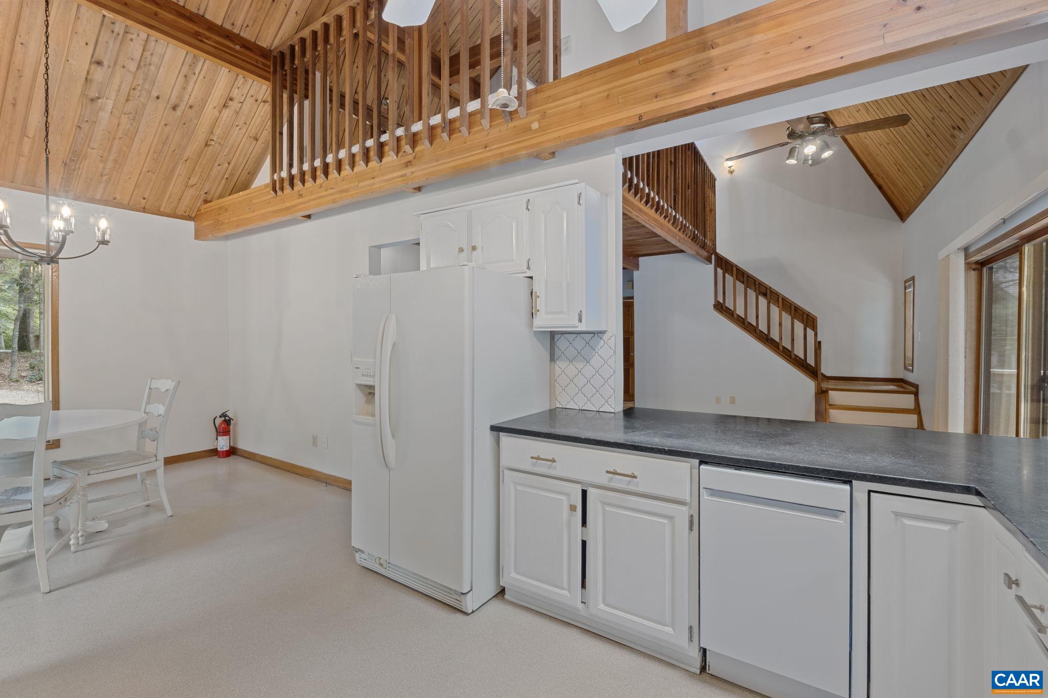 13 AXLE TREE RD