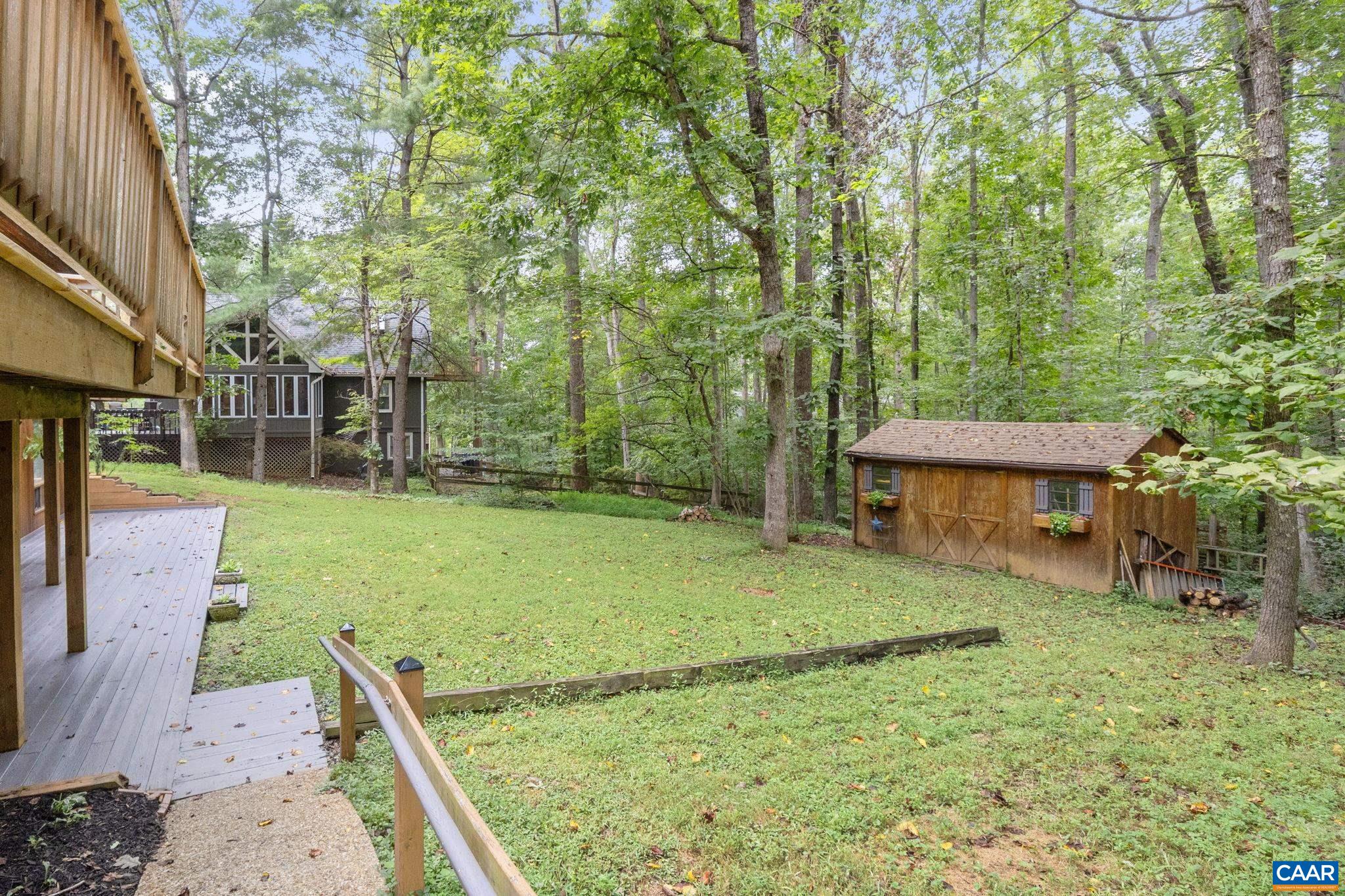 13 AXLE TREE RD