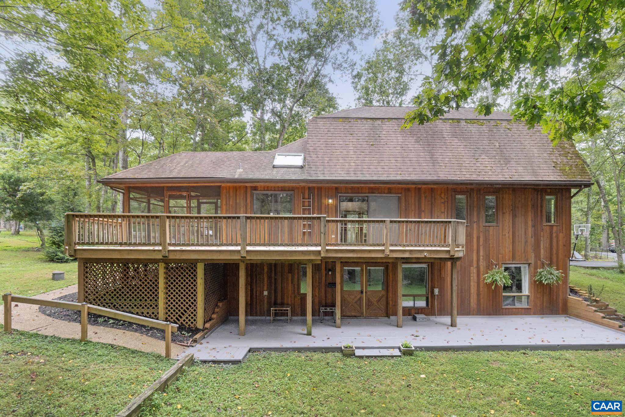 13 AXLE TREE RD
