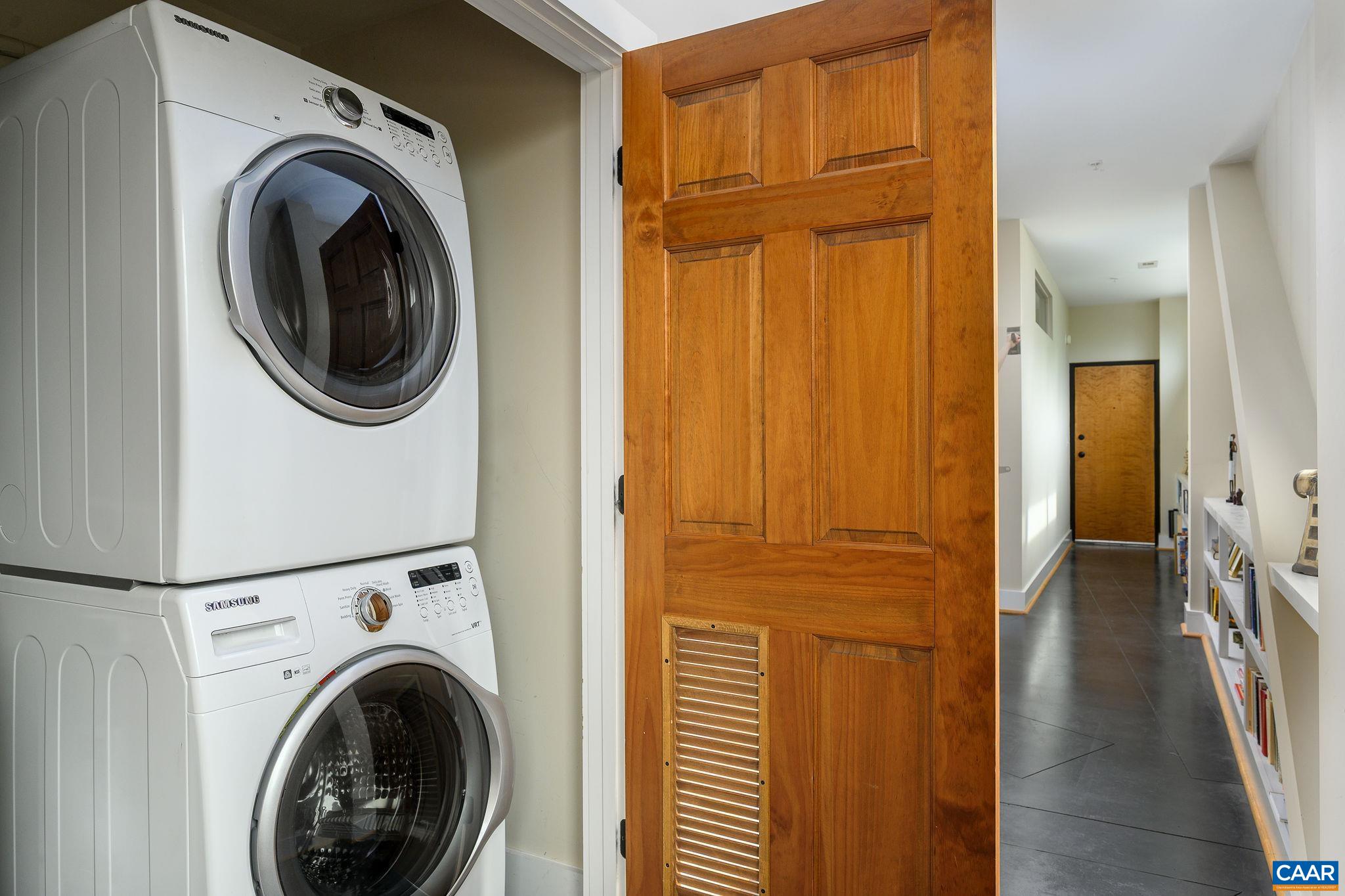 211 CREAM ST Unit: 202