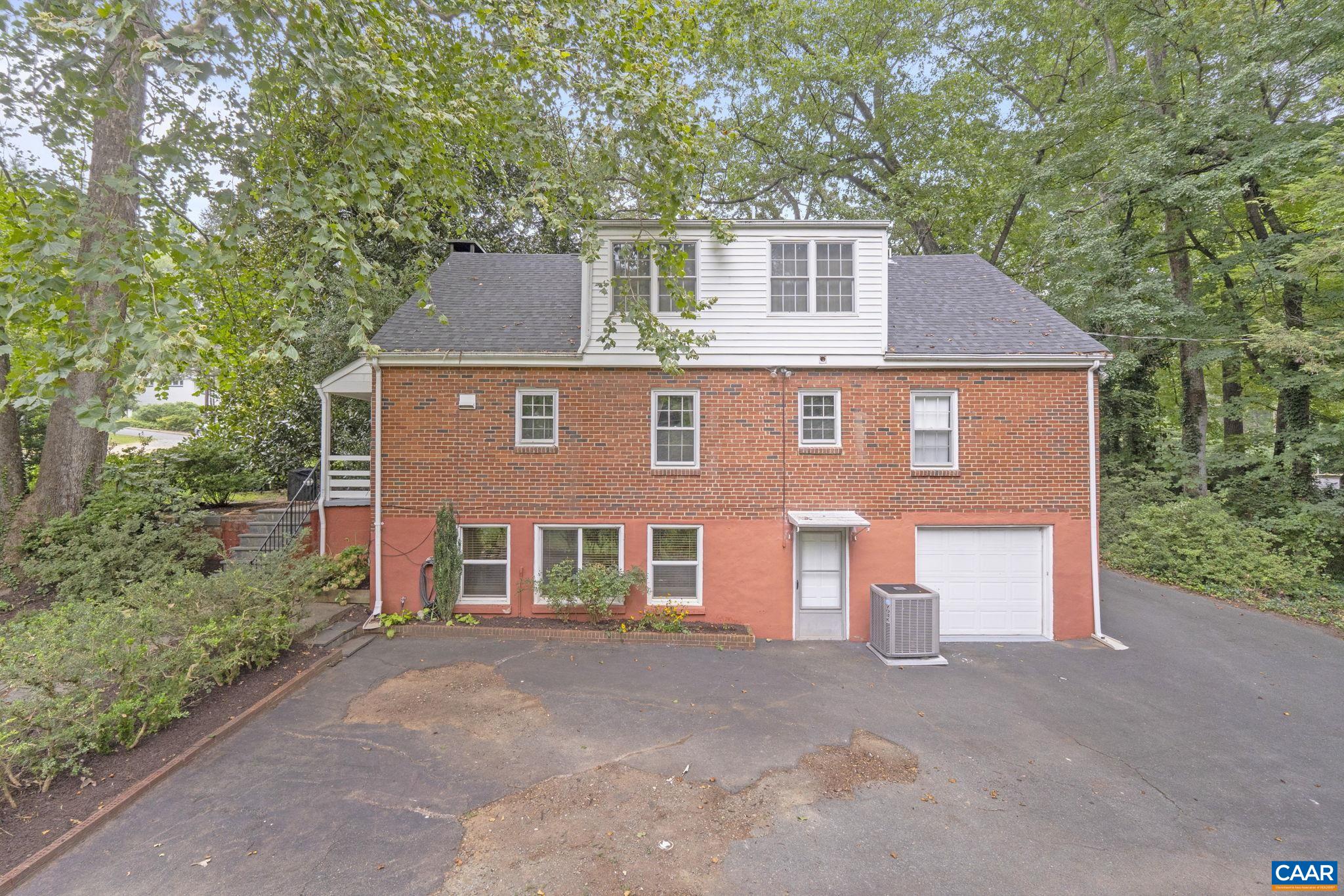 1606 GROVE RD