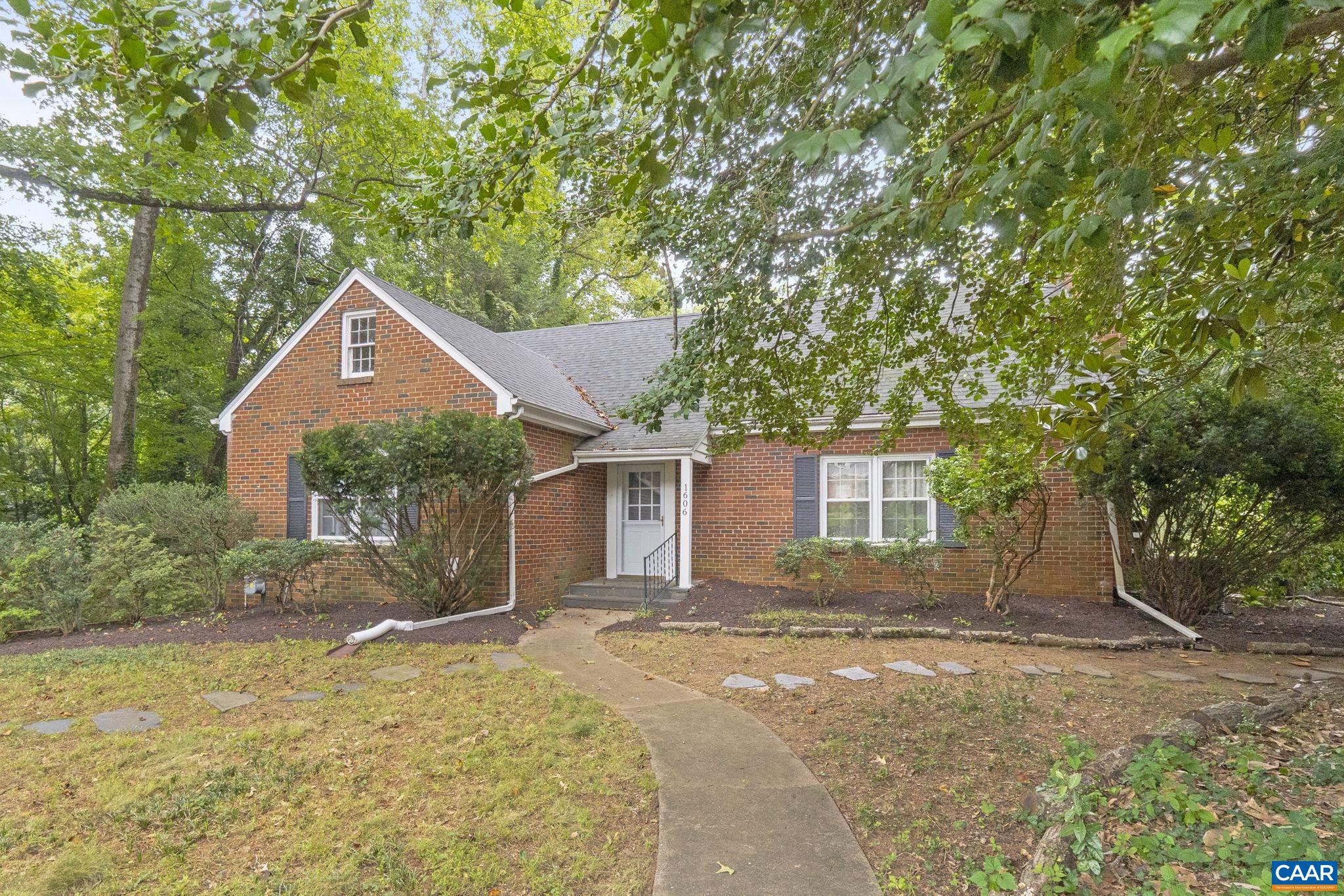 1606 GROVE RD