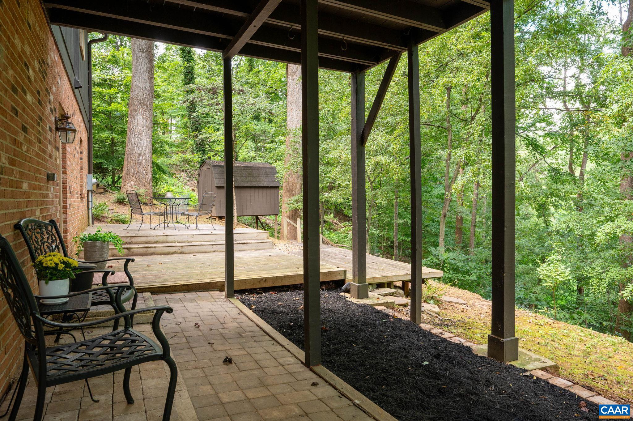 1021 GLENDALE RD