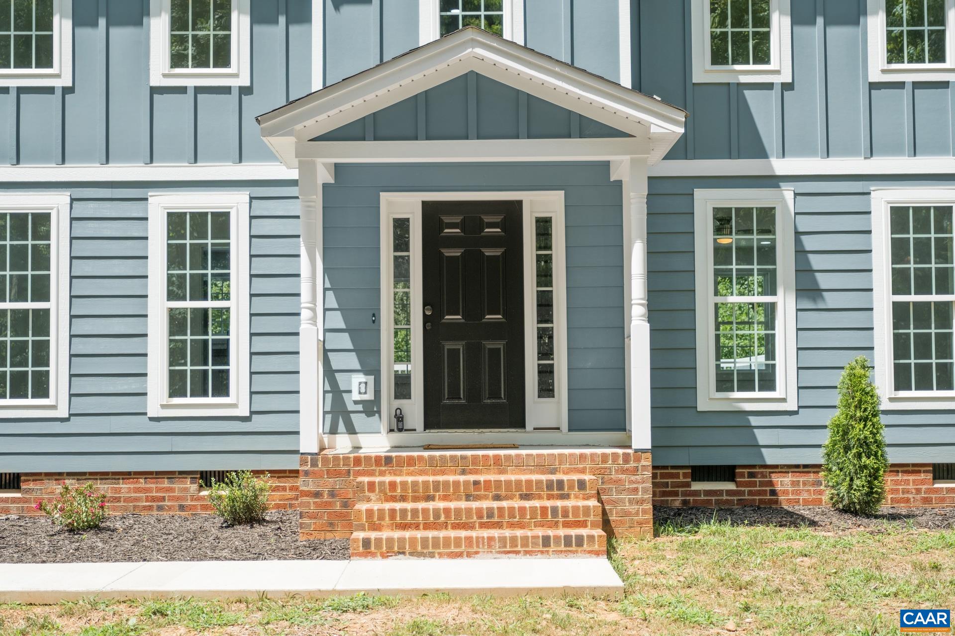 2211 CARPENTERS MILL RD