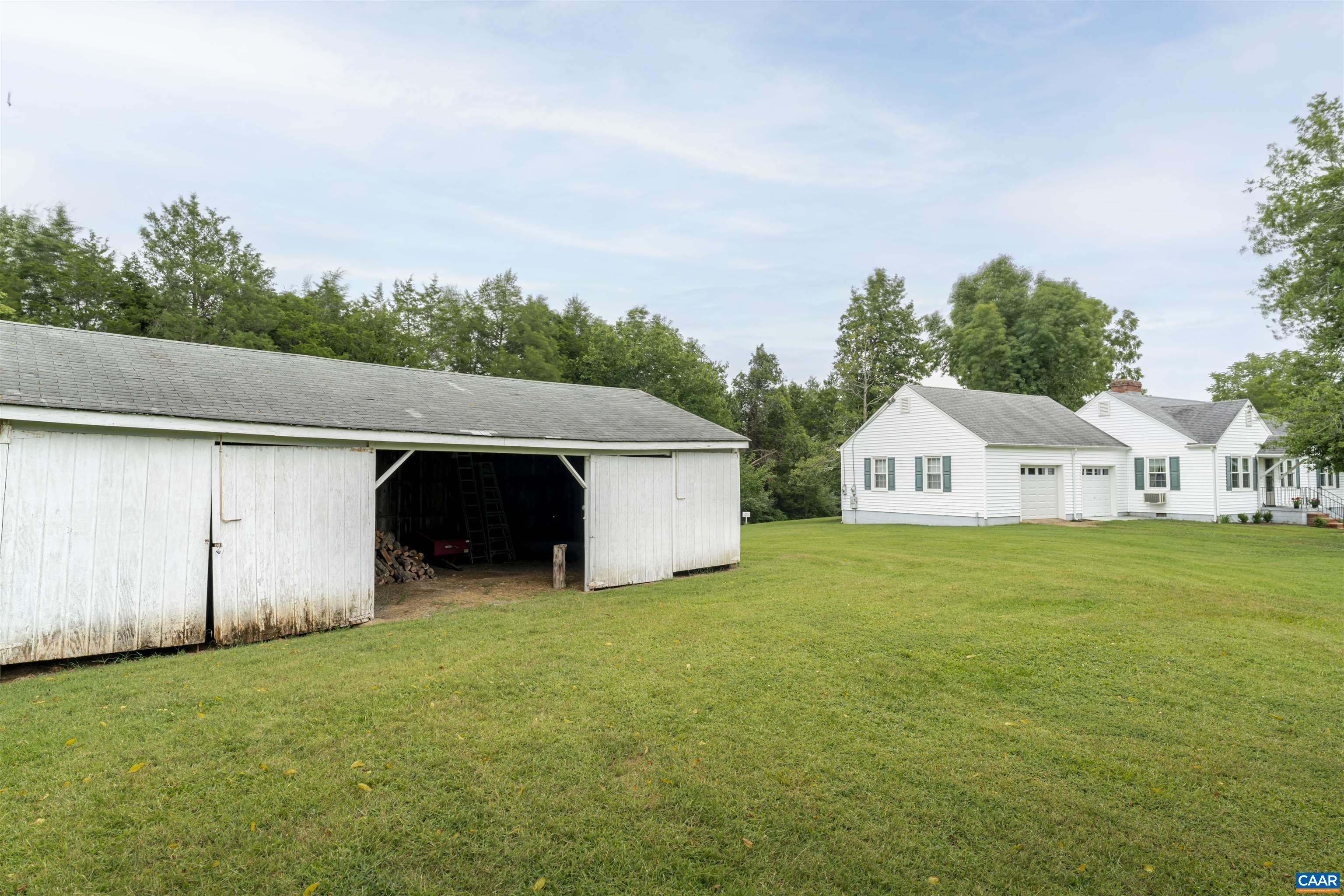 6700 COBHAM HTS