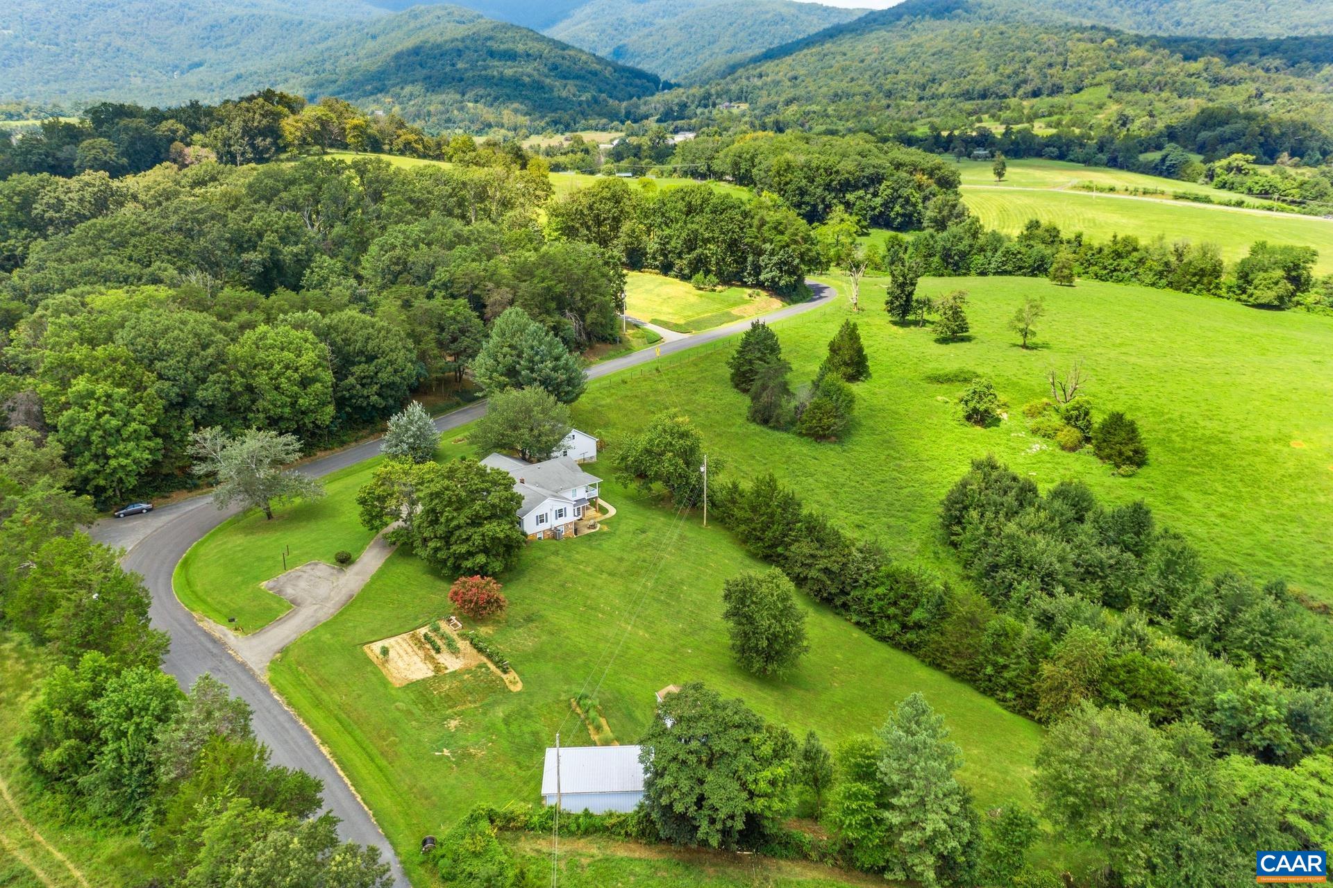 1640 PEA RIDGE RD