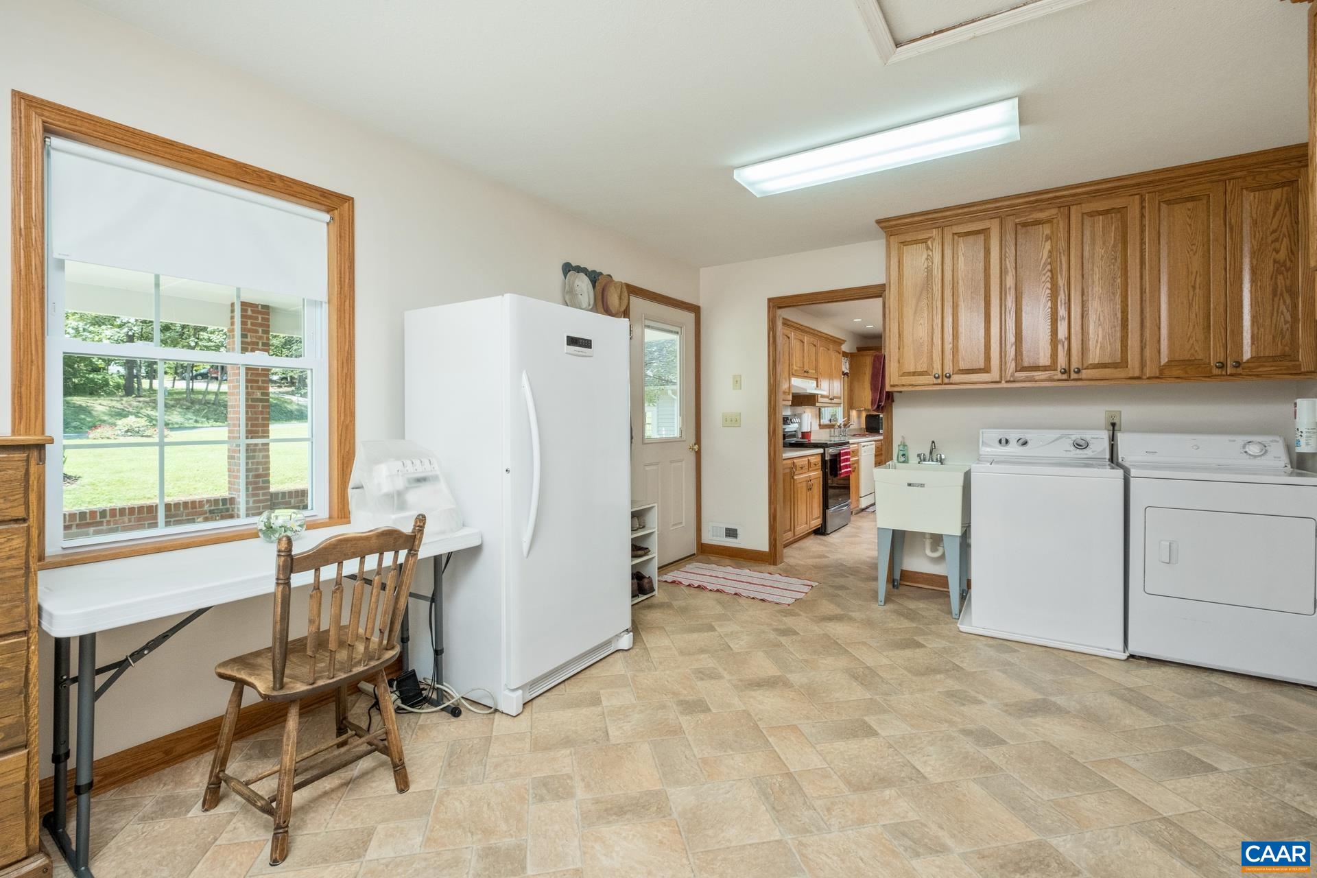 1640 PEA RIDGE RD