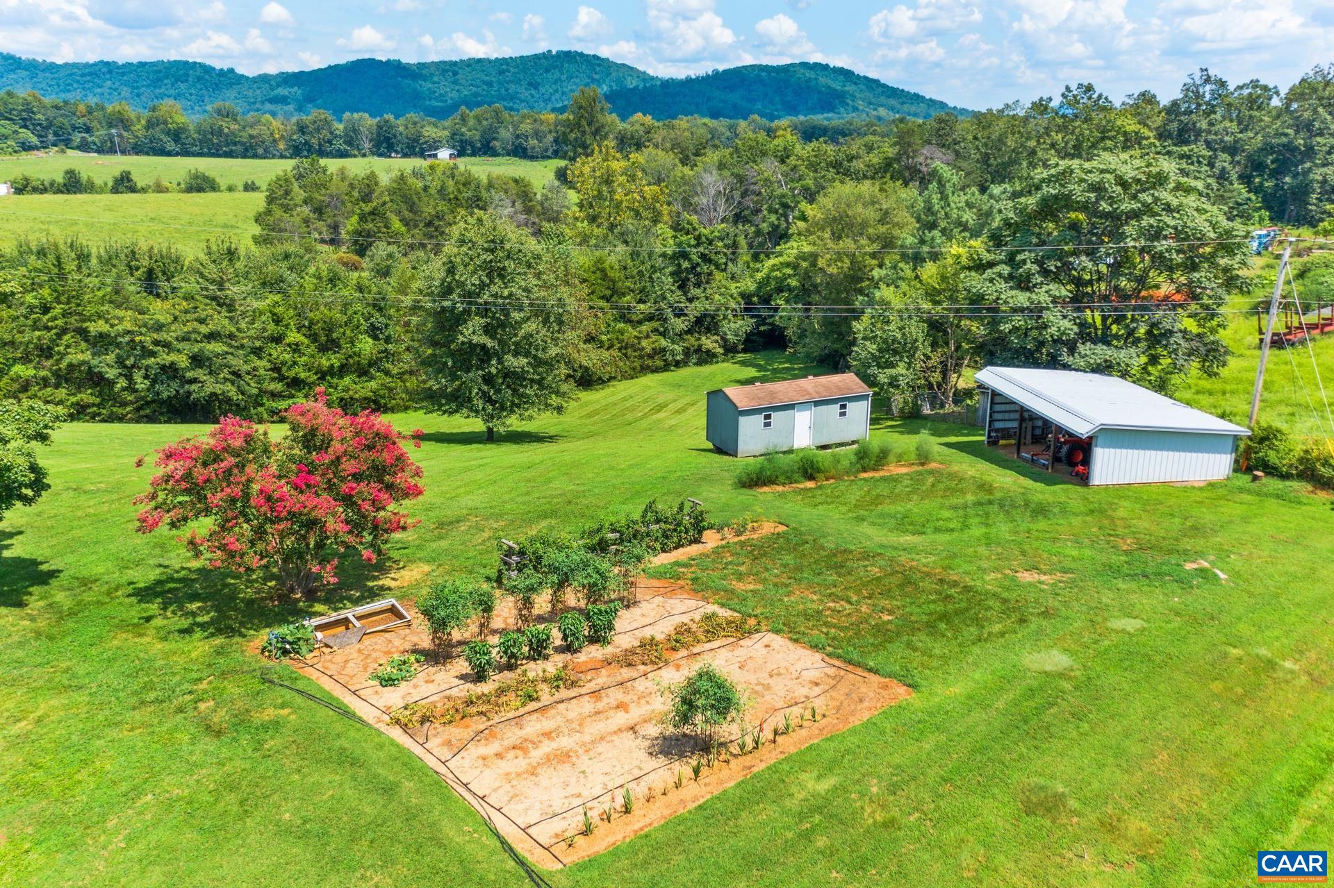 1640 PEA RIDGE RD