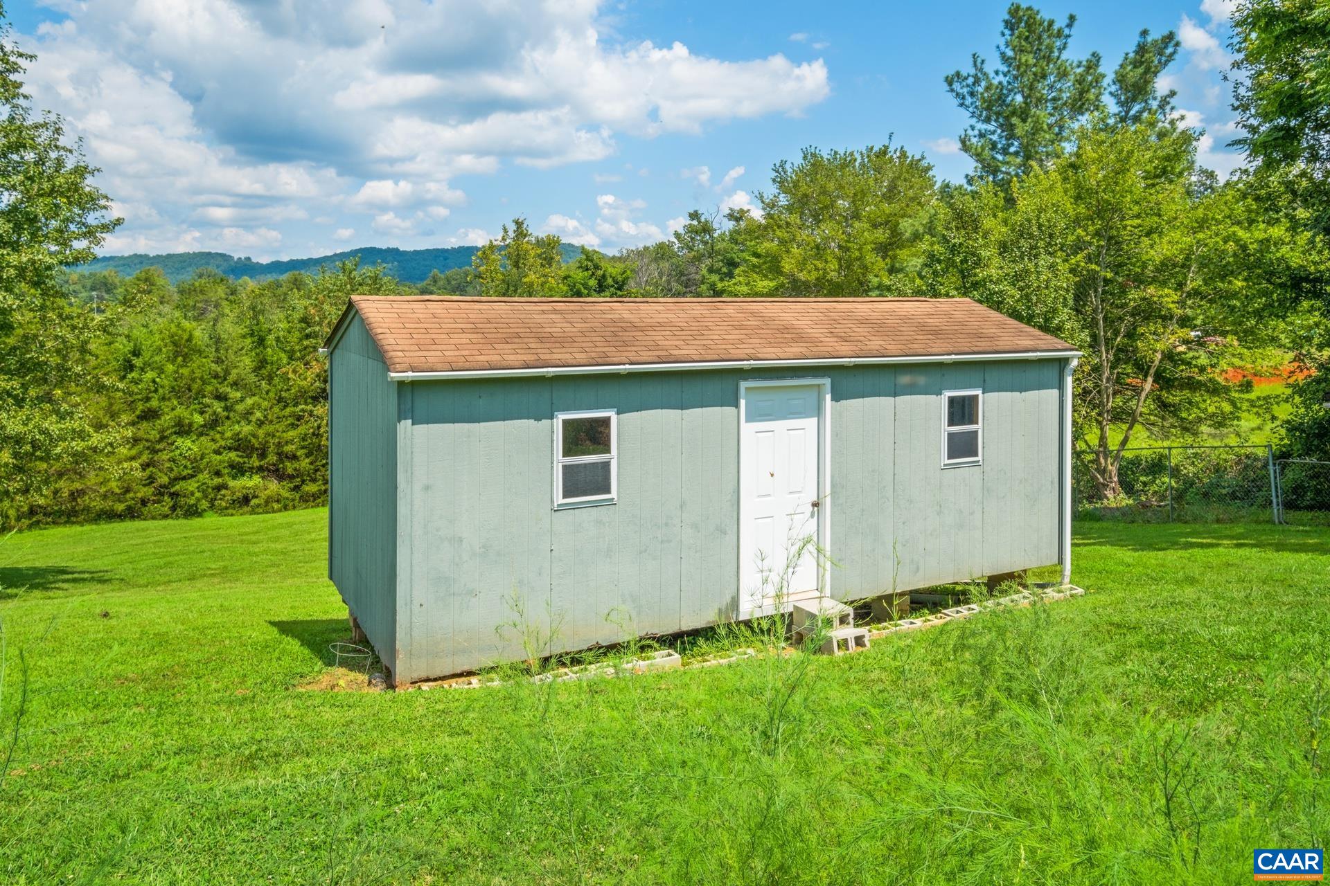 1640 PEA RIDGE RD