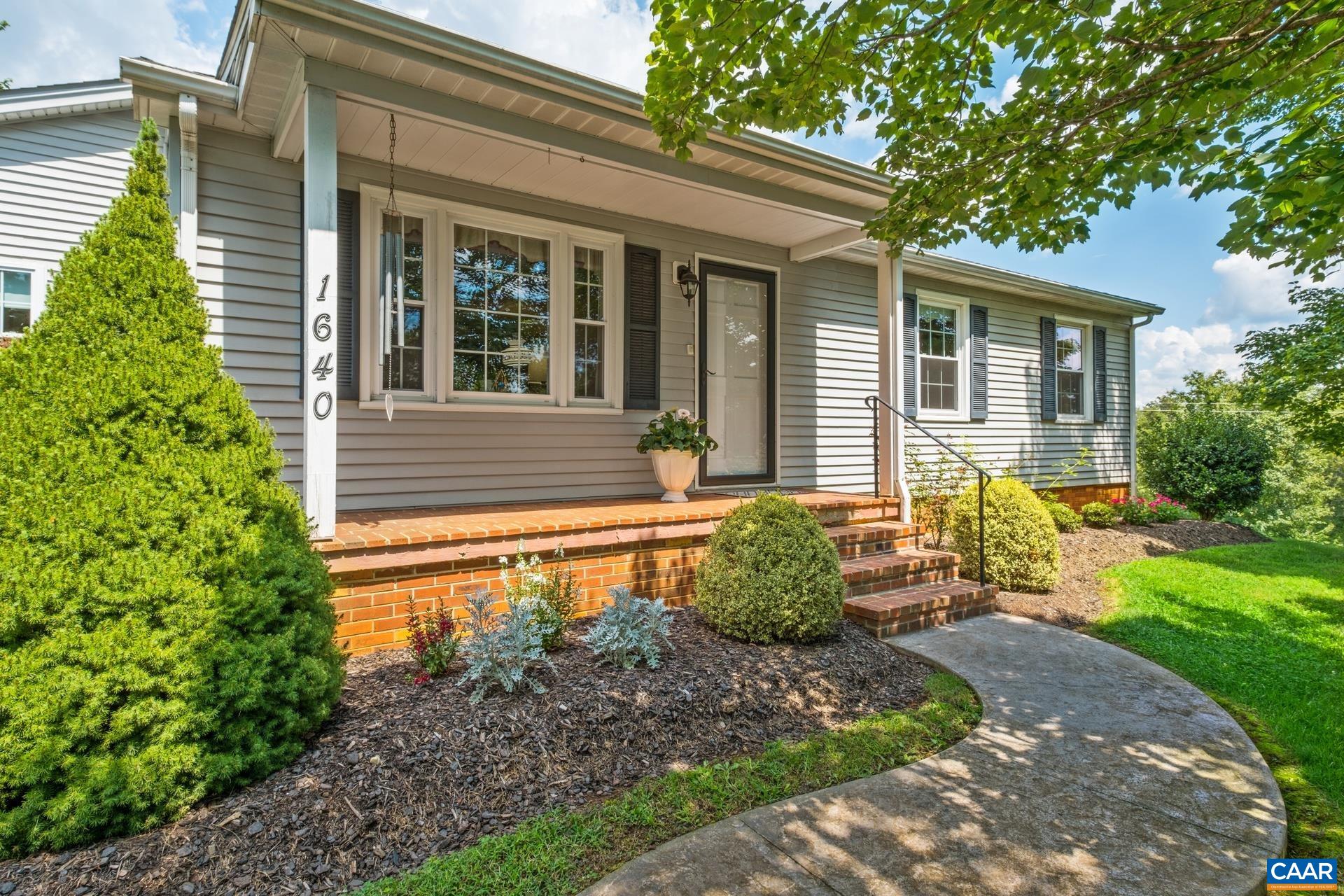 1640 PEA RIDGE RD