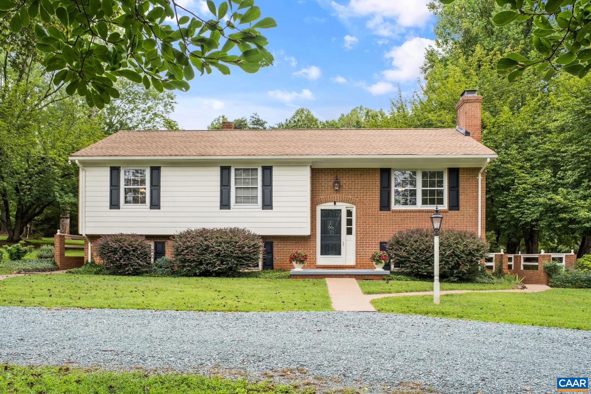 5106 STONY POINT PASS