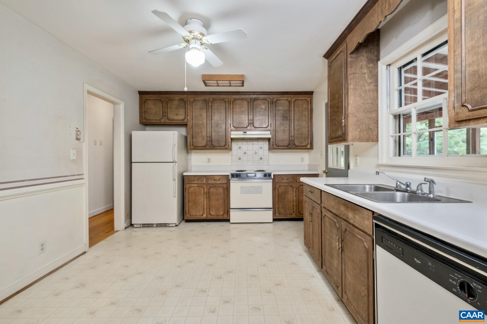 5106 STONY POINT PASS