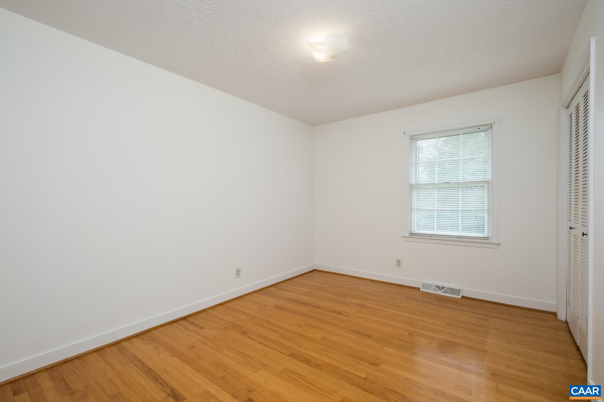 5106 STONY POINT PASS