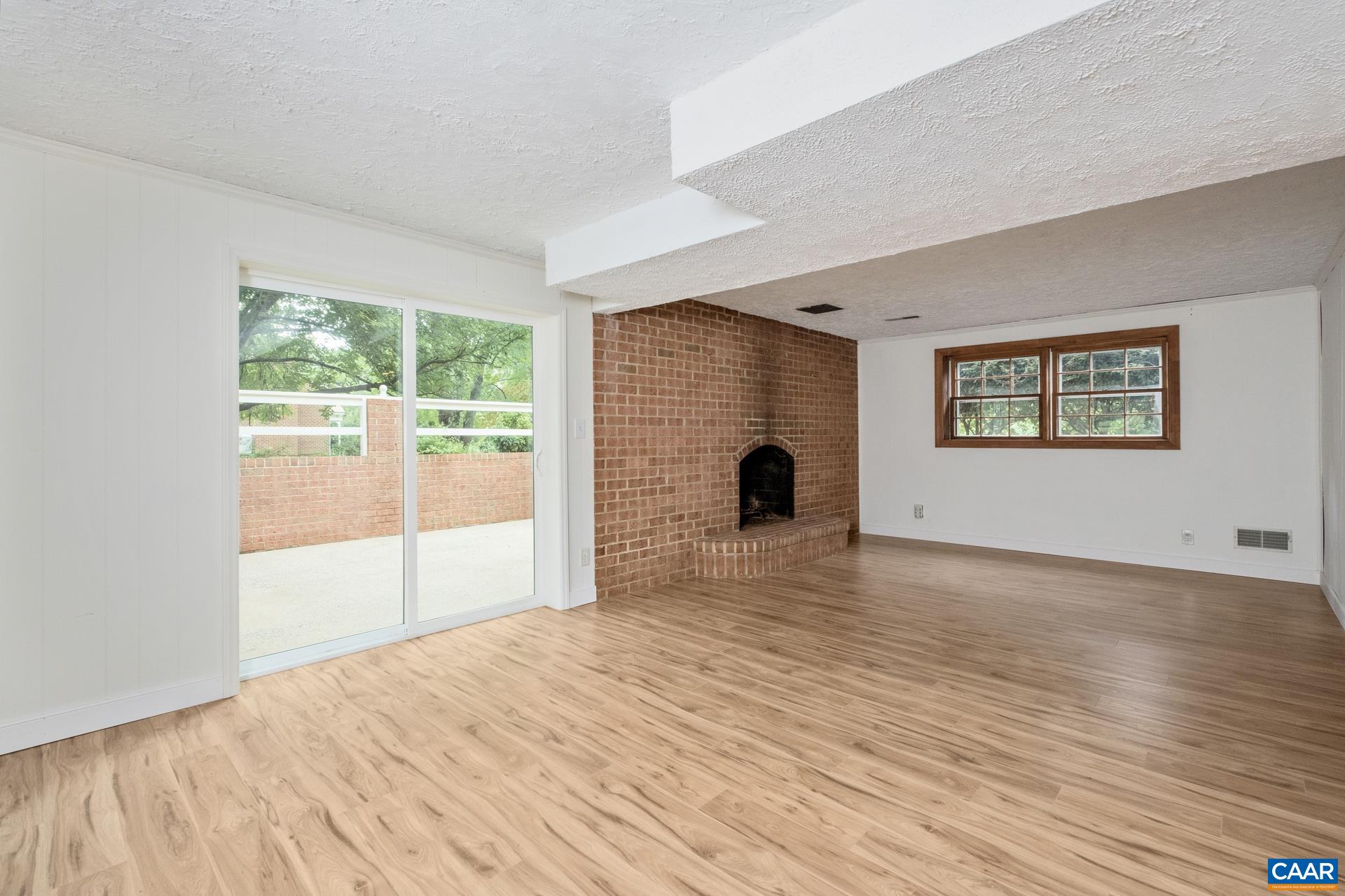 5106 STONY POINT PASS