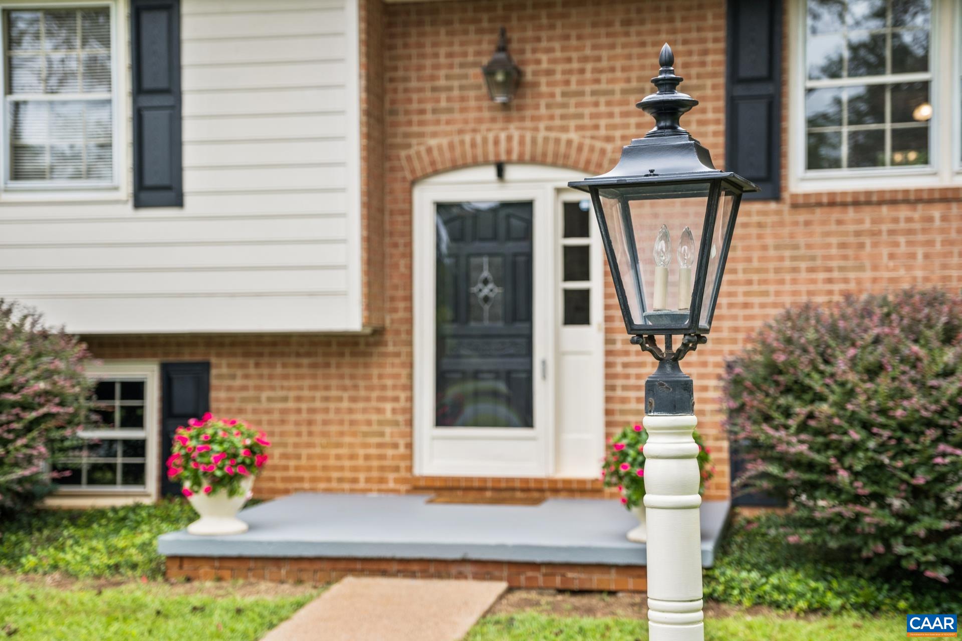 5106 STONY POINT PASS