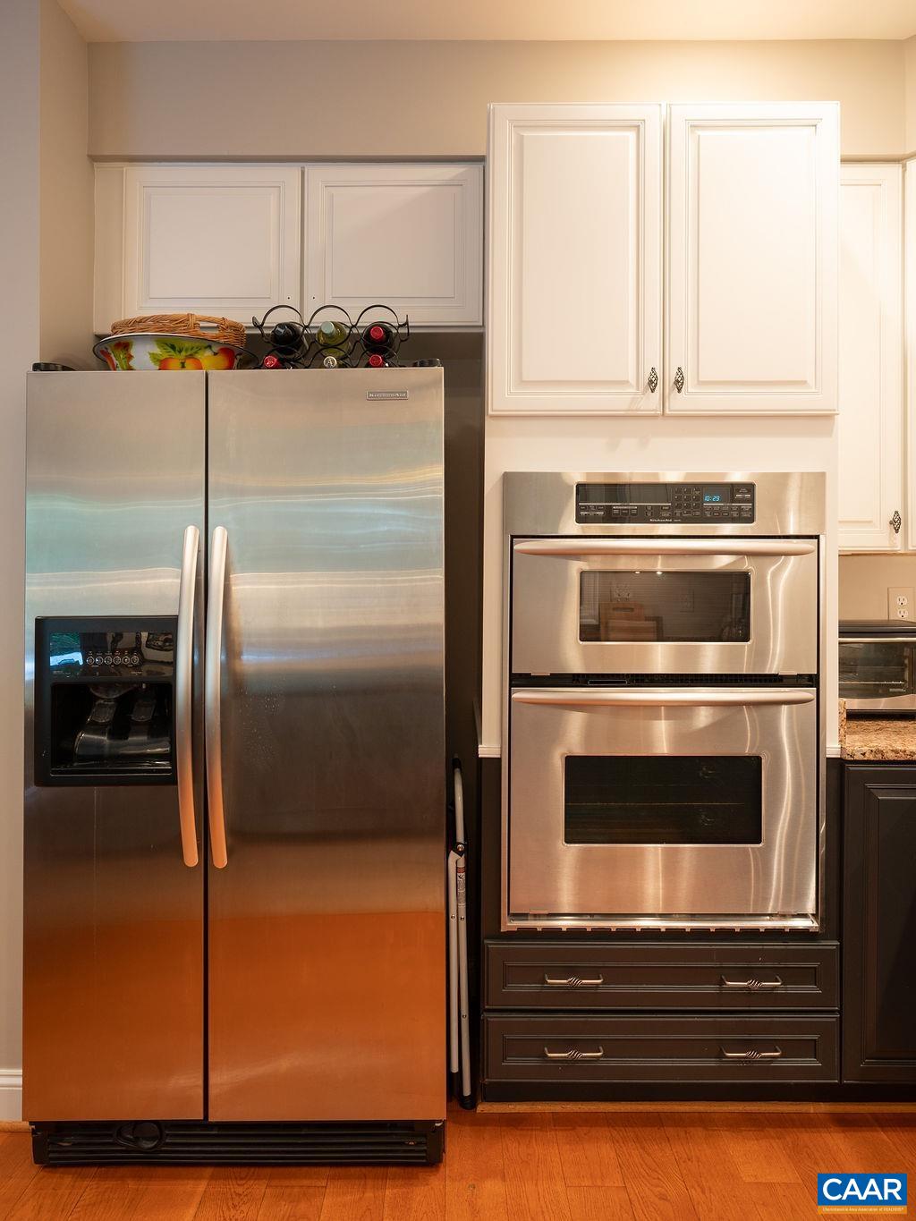 727 CAIRN HEIGHTS CT