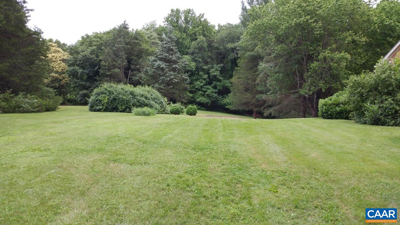 214 MONTVUE DR
