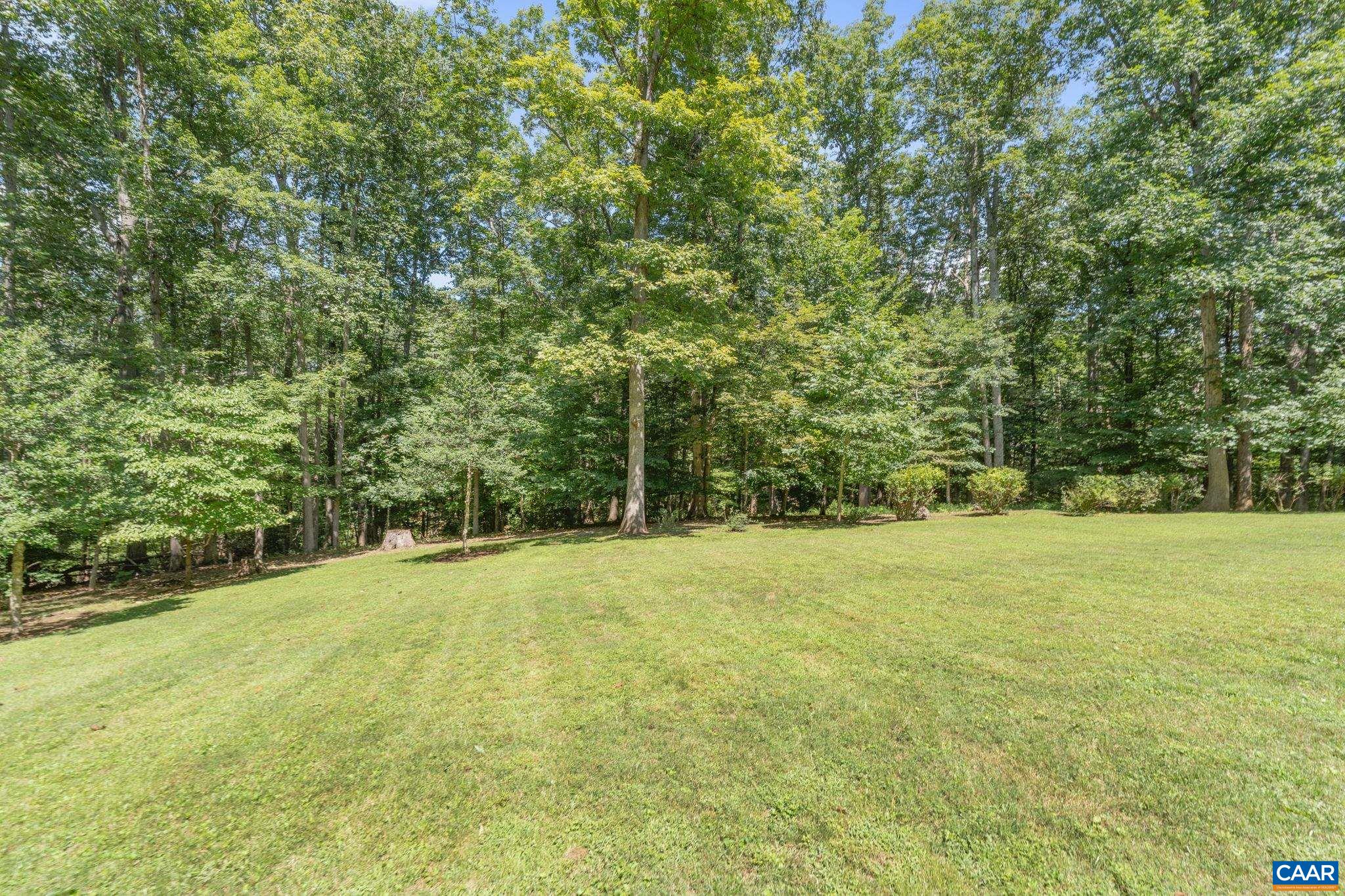 186 E TERRELL RD