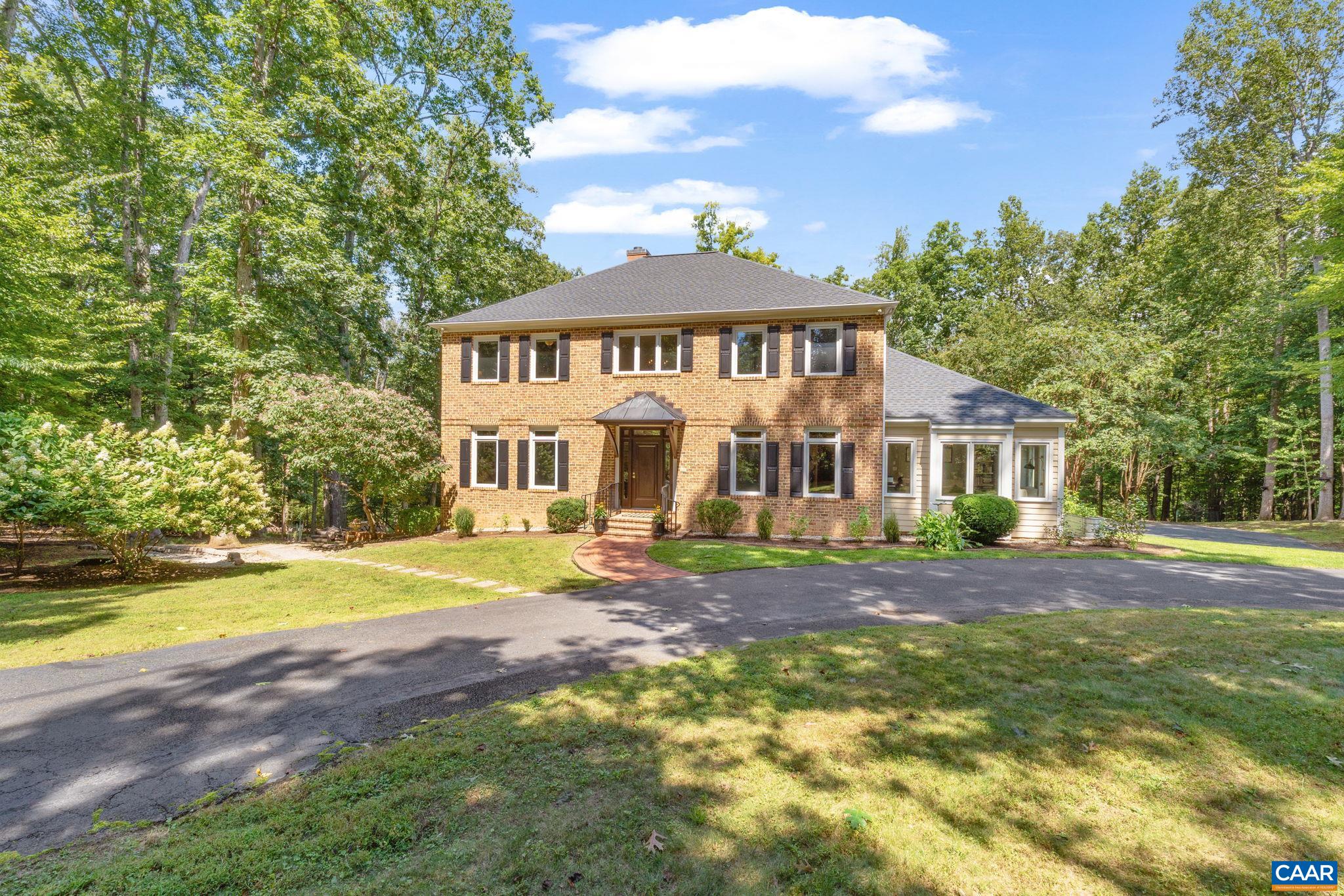 186 E TERRELL RD