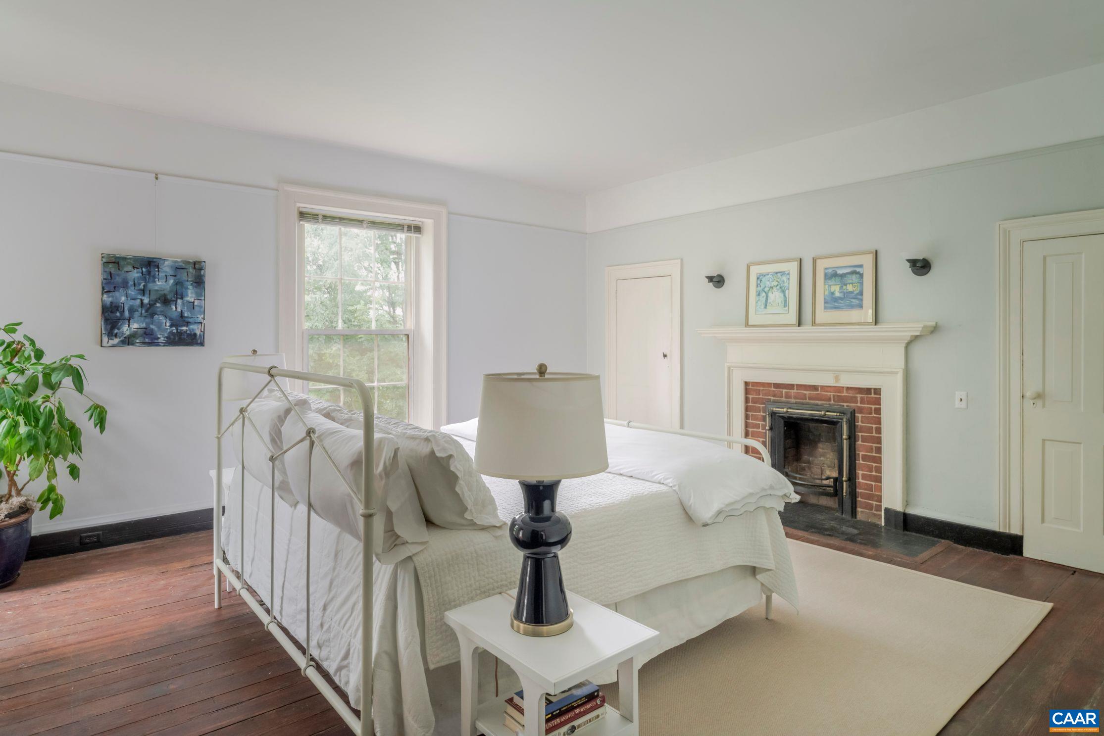 1201 EAST JEFFERSON ST 