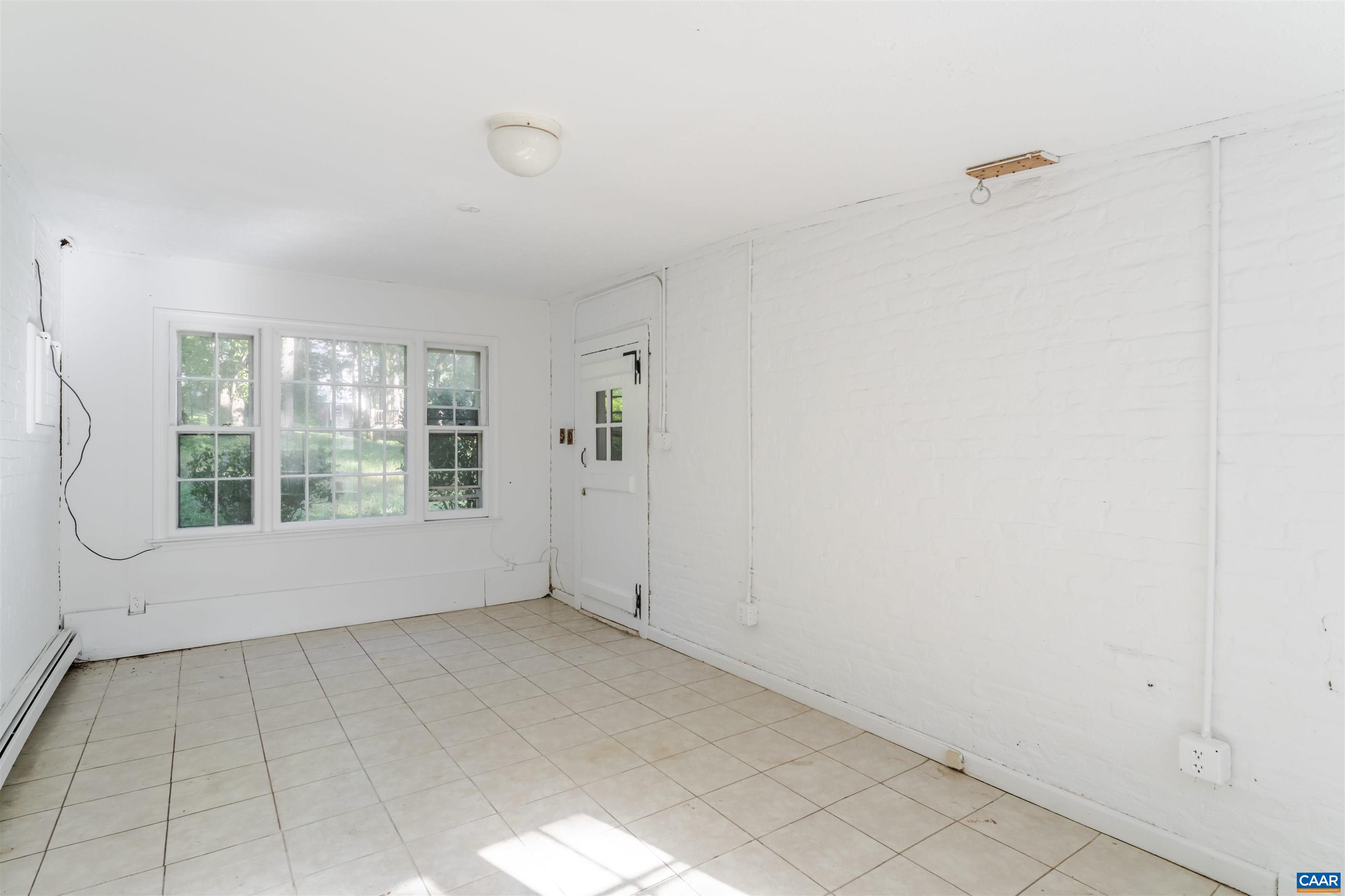 1201 EAST JEFFERSON ST 