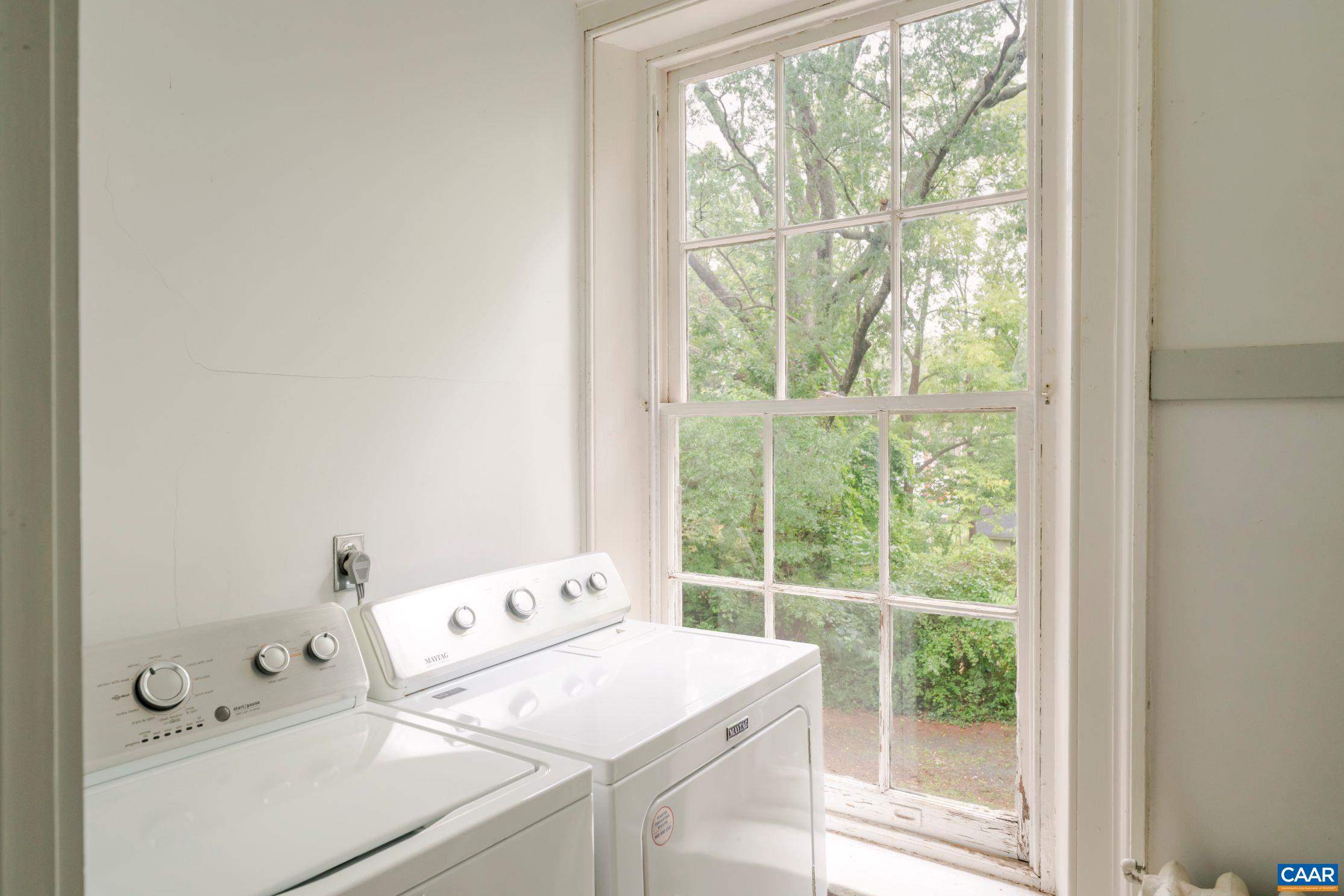 1201 EAST JEFFERSON ST 